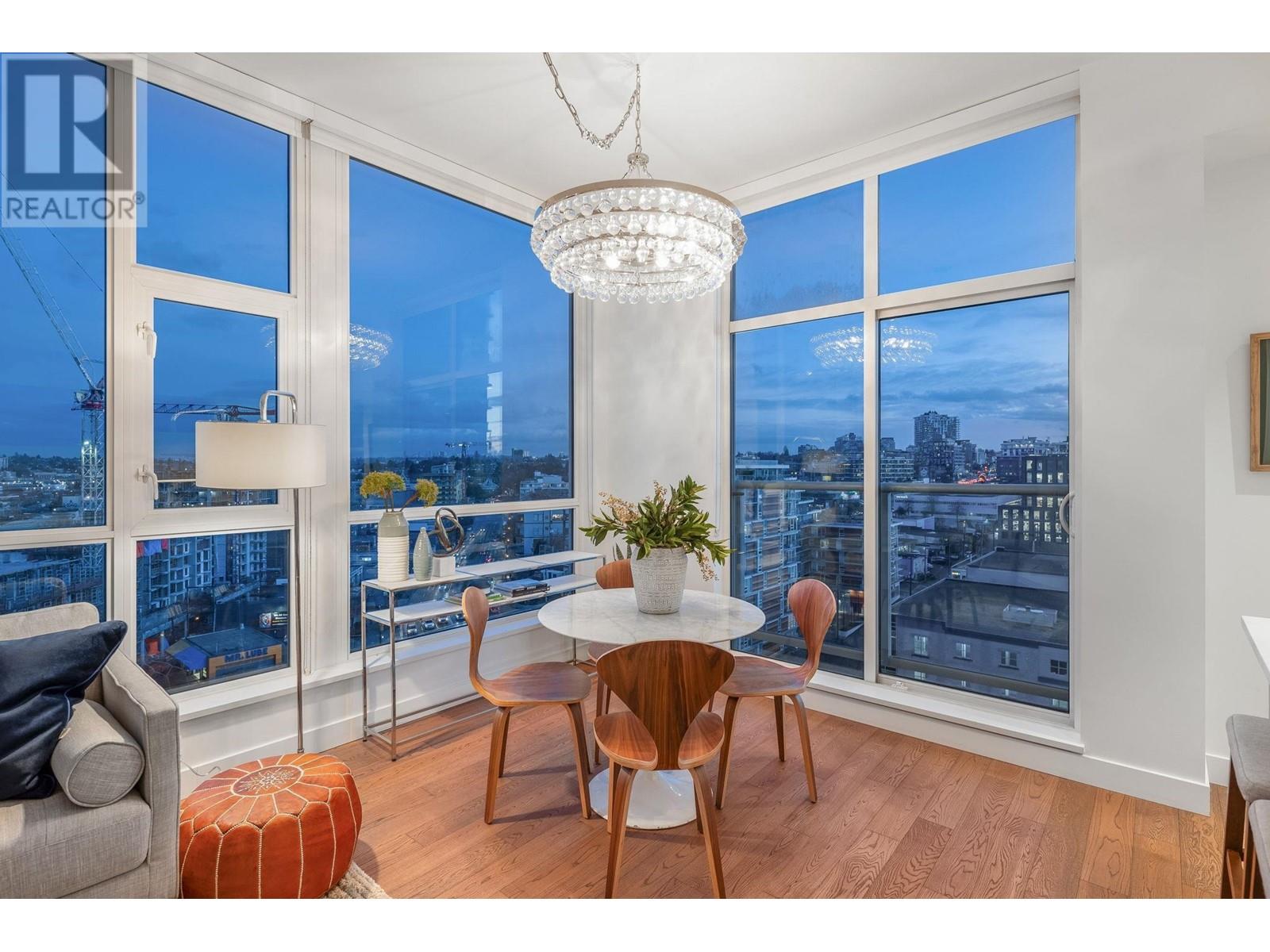 Listing Picture 24 of 40 : 1601 108 E 1ST AVENUE, Vancouver / 溫哥華 - 魯藝地產 Yvonne Lu Group - MLS Medallion Club Member