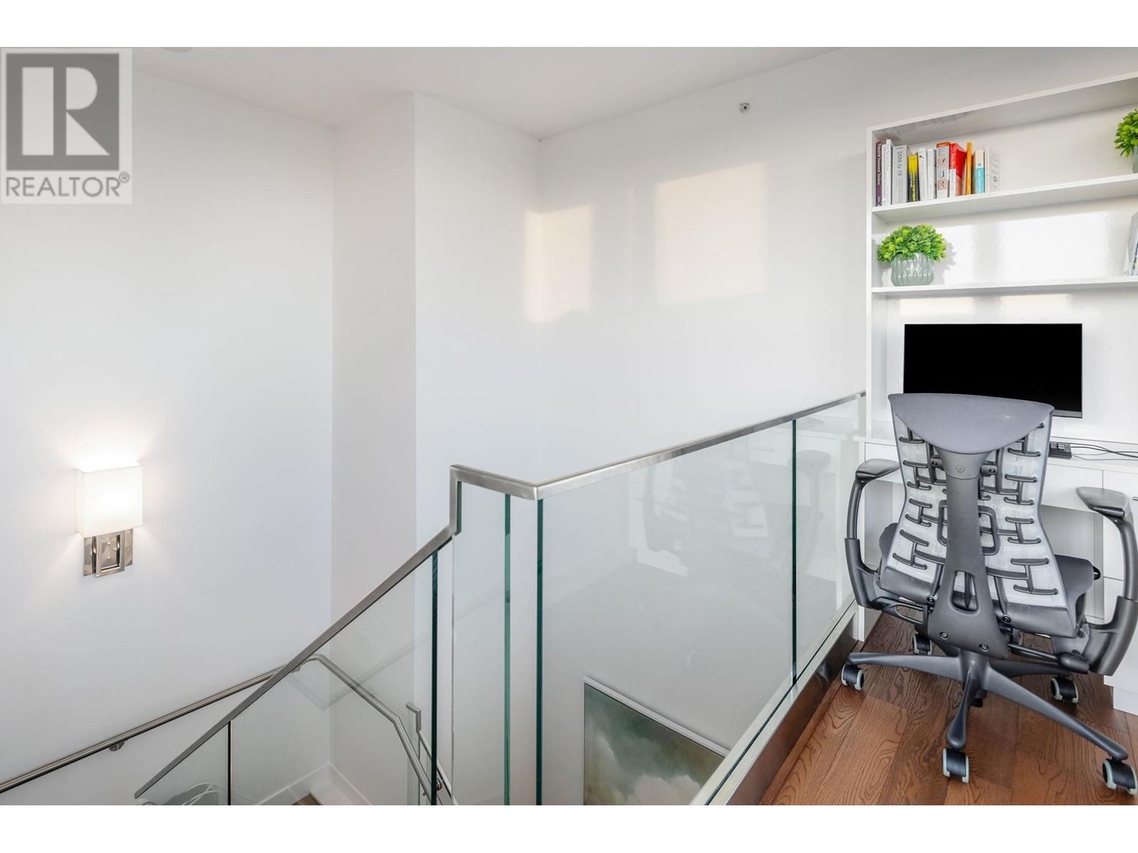 Listing Picture 27 of 40 : 1601 108 E 1ST AVENUE, Vancouver / 溫哥華 - 魯藝地產 Yvonne Lu Group - MLS Medallion Club Member