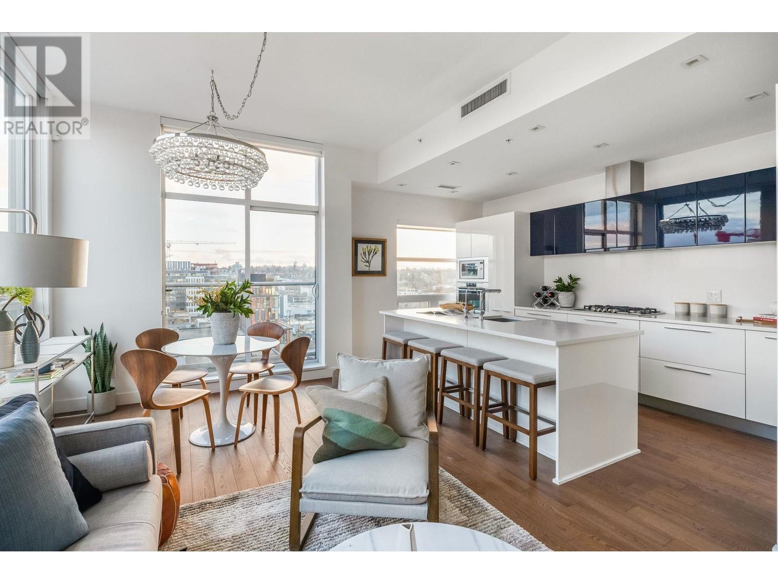 Listing Picture 5 of 40 : 1601 108 E 1ST AVENUE, Vancouver / 溫哥華 - 魯藝地產 Yvonne Lu Group - MLS Medallion Club Member