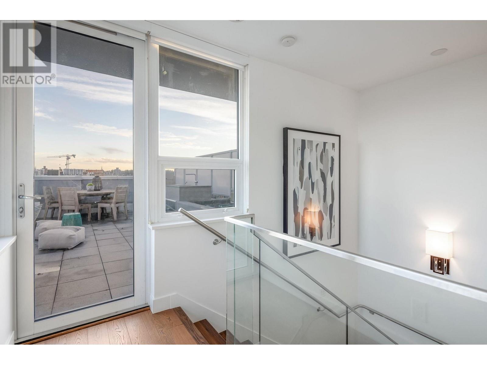 Listing Picture 28 of 40 : 1601 108 E 1ST AVENUE, Vancouver / 溫哥華 - 魯藝地產 Yvonne Lu Group - MLS Medallion Club Member