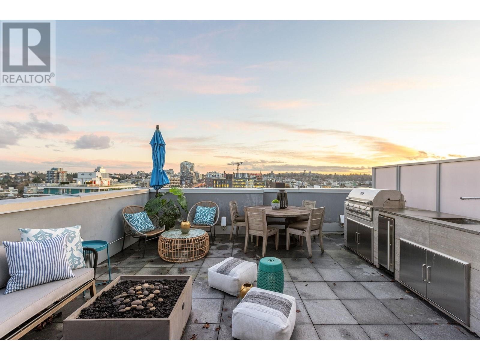 Listing Picture 30 of 40 : 1601 108 E 1ST AVENUE, Vancouver / 溫哥華 - 魯藝地產 Yvonne Lu Group - MLS Medallion Club Member