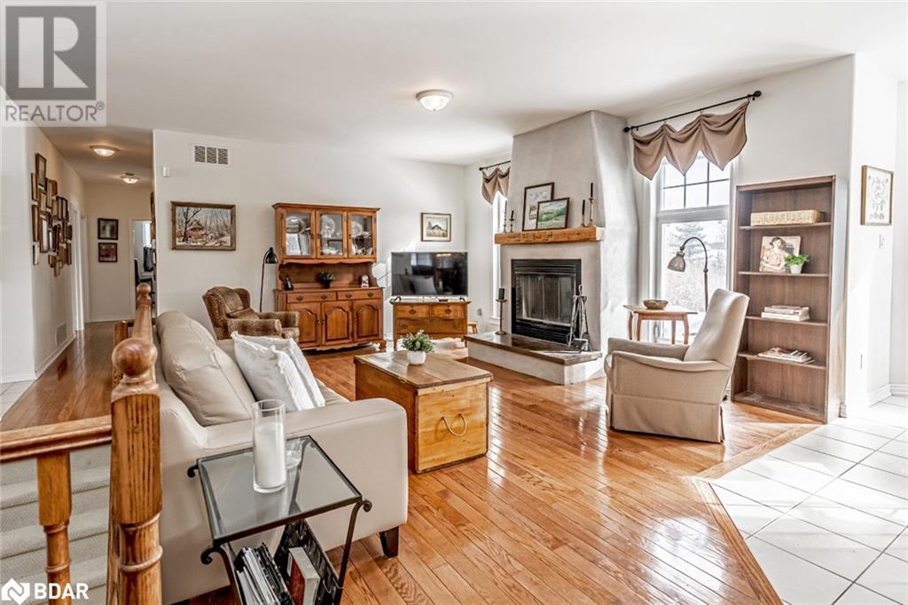 32 Basswood Circle, Oro-Medonte, Ontario  L0L 2L0 - Photo 10 - 40701411