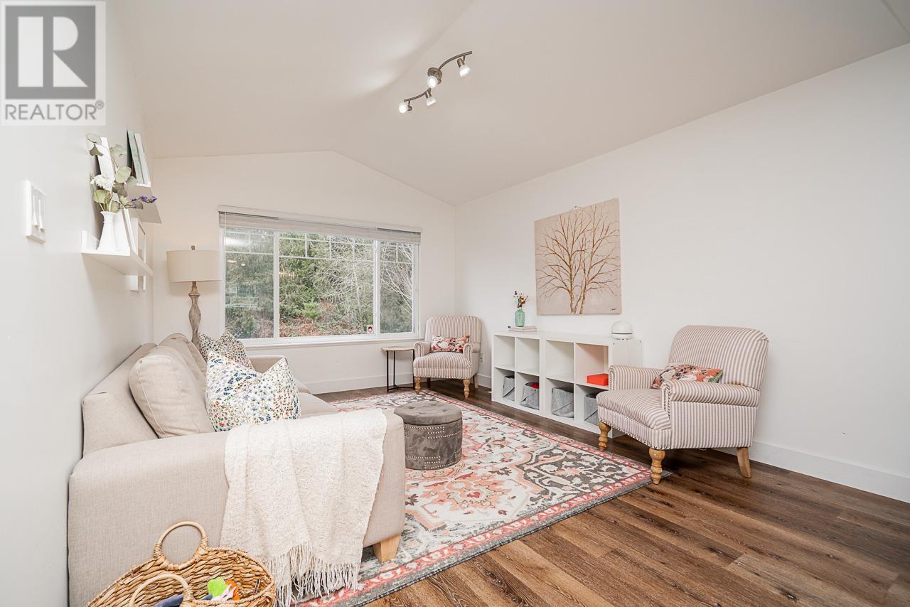 11586 239a Street, Maple Ridge, British Columbia  V2W 1Y4 - Photo 3 - R2969407