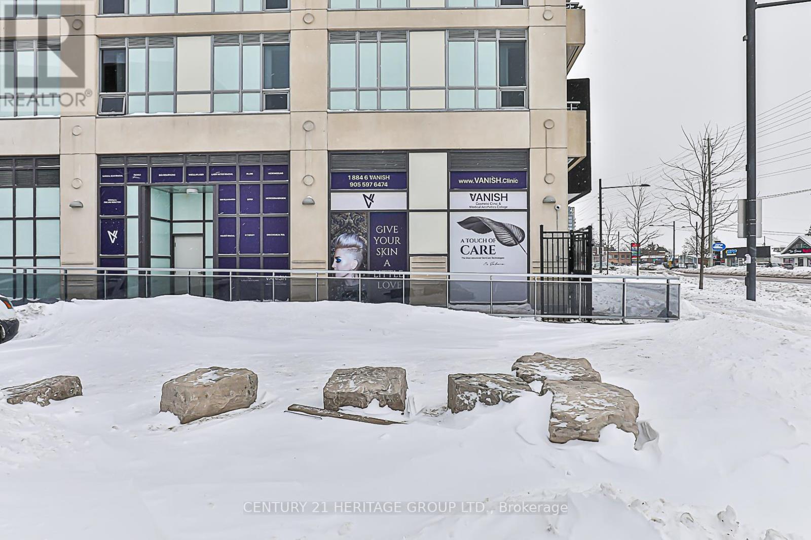 Level 1, Unit 1 ( Nw-1) - 9201 Yonge Street, Richmond Hill, Ontario  L4C 1H9 - Photo 3 - N11988013