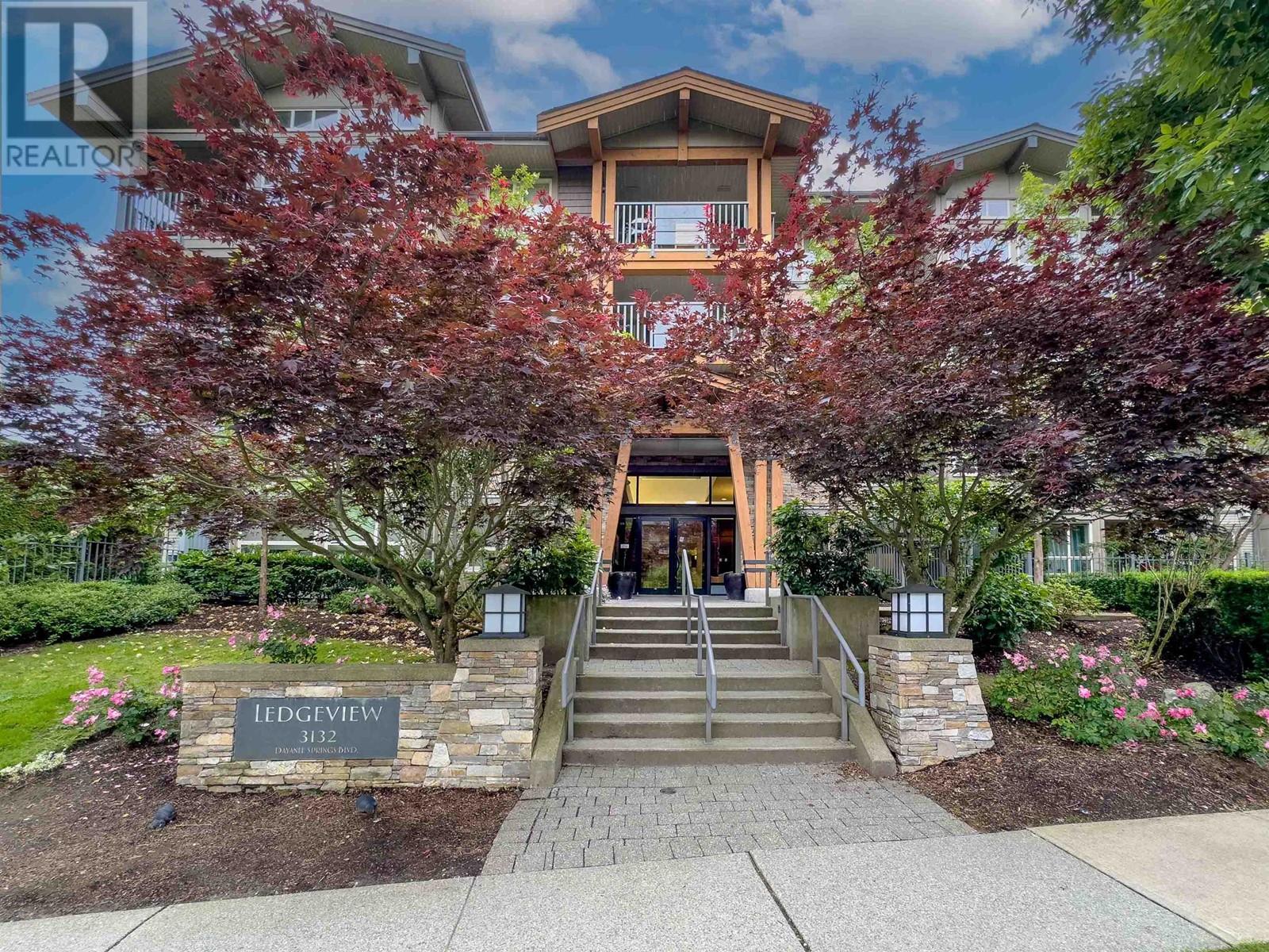 307 3132 Dayanee Springs Boulevard, Coquitlam, British Columbia  V3E 0B5 - Photo 1 - R2970545