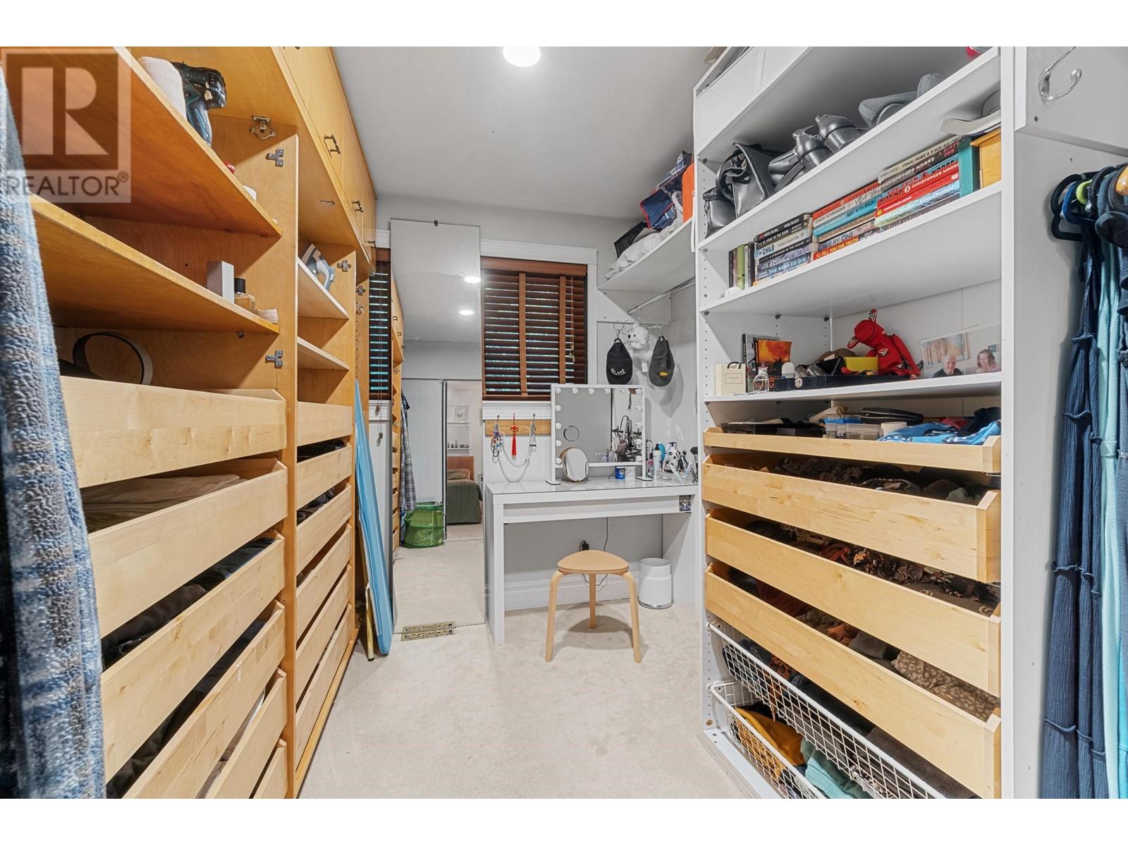 Listing Picture 18 of 40 : 6352 MARINE DRIVE, Burnaby / 本拿比 - 魯藝地產 Yvonne Lu Group - MLS Medallion Club Member