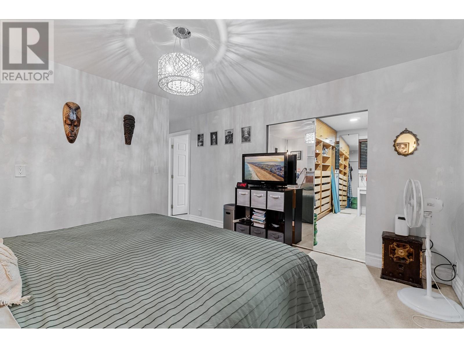 Listing Picture 17 of 40 : 6352 MARINE DRIVE, Burnaby / 本拿比 - 魯藝地產 Yvonne Lu Group - MLS Medallion Club Member
