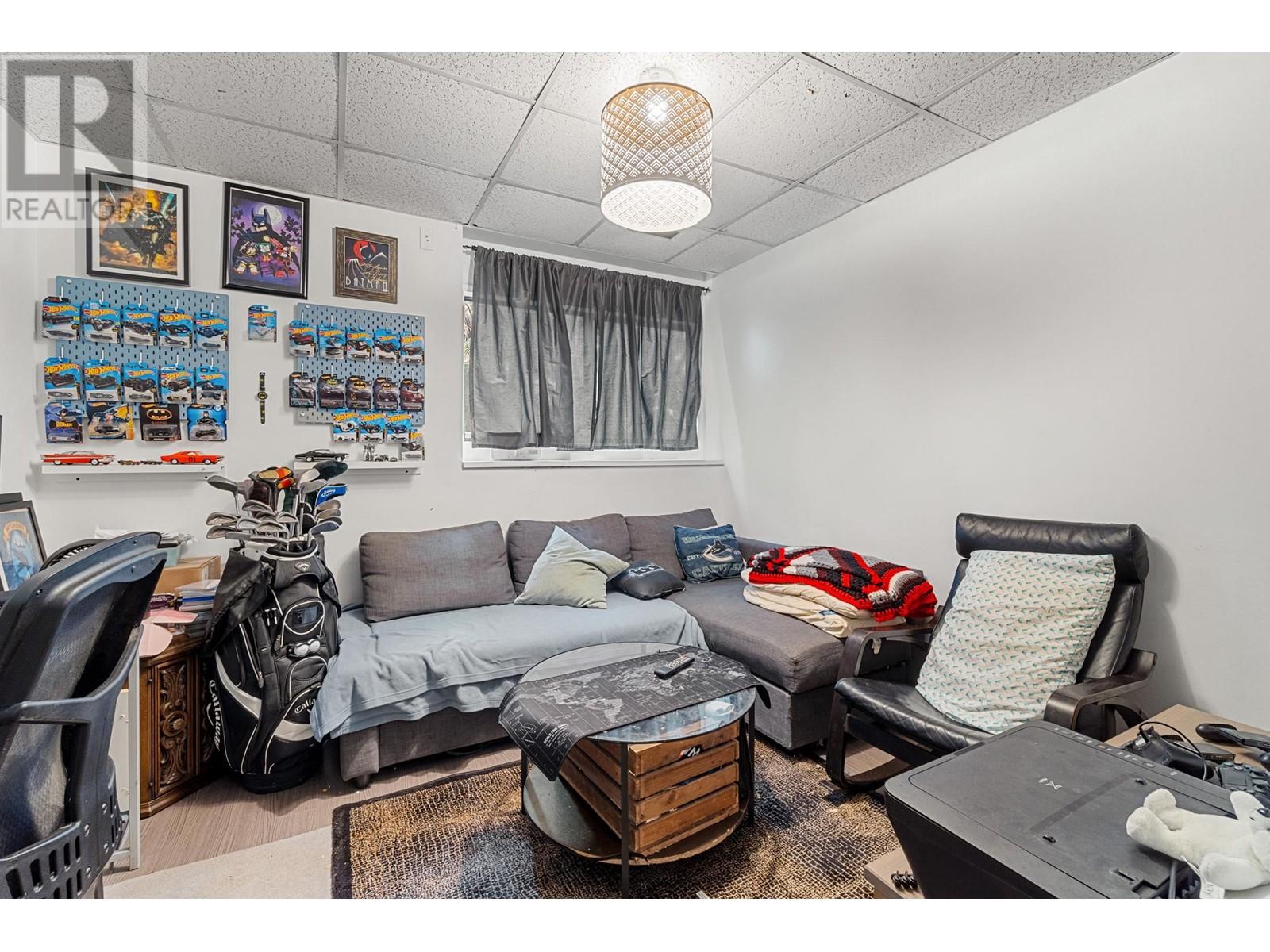 Listing Picture 32 of 40 : 6352 MARINE DRIVE, Burnaby / 本拿比 - 魯藝地產 Yvonne Lu Group - MLS Medallion Club Member
