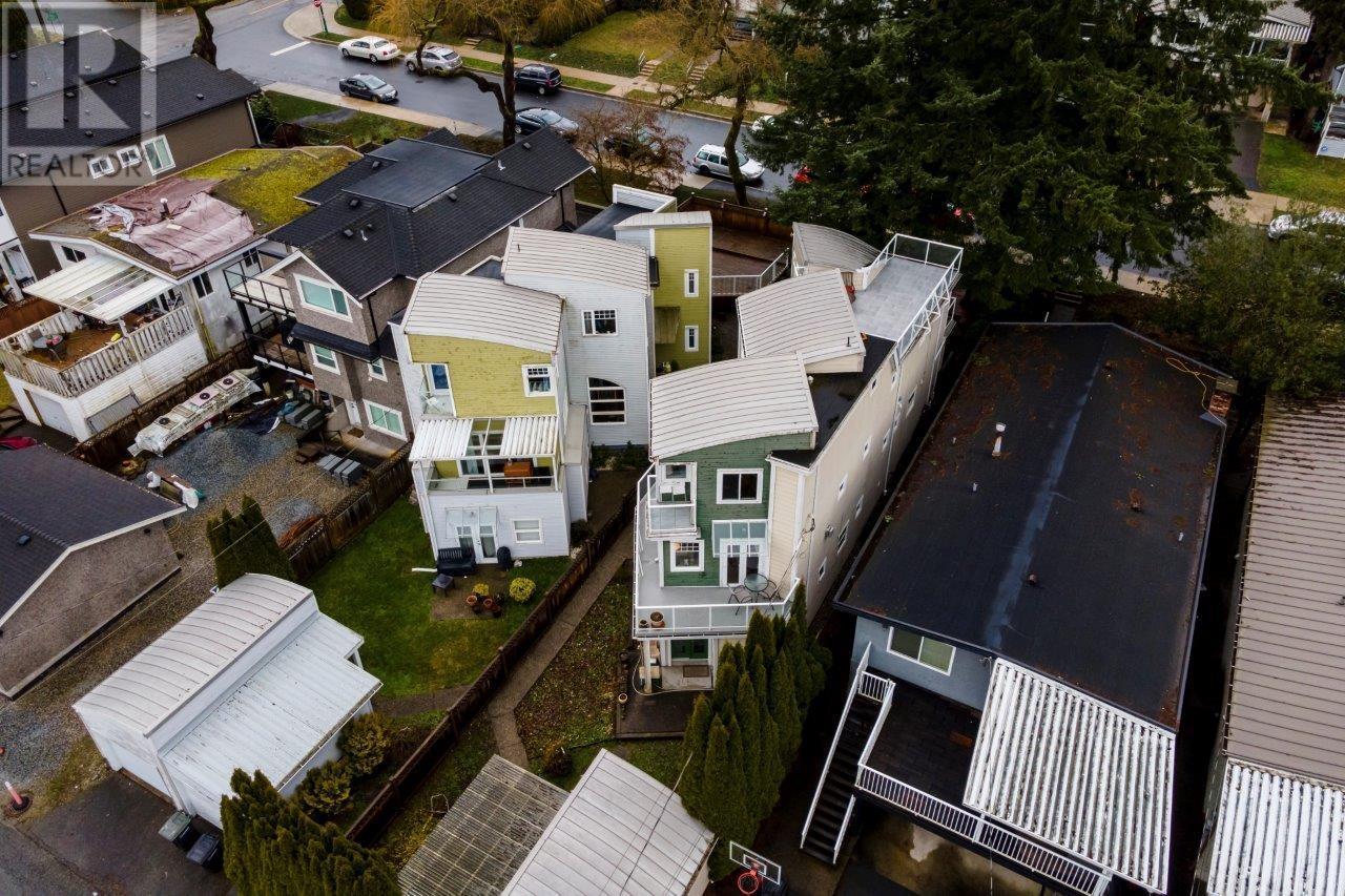 Listing Picture 33 of 39 : 26 N STRATFORD AVENUE, Burnaby / 本拿比 - 魯藝地產 Yvonne Lu Group - MLS Medallion Club Member
