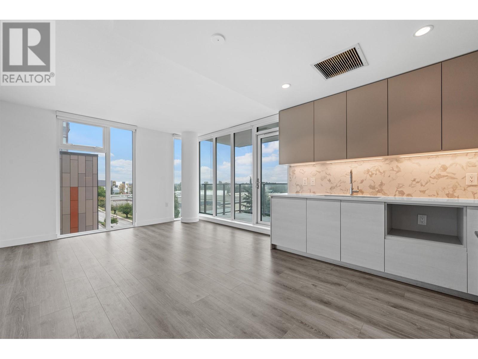 602 8188 Fraser Street, Vancouver, British Columbia  V6K 2G2 - Photo 10 - R2970571