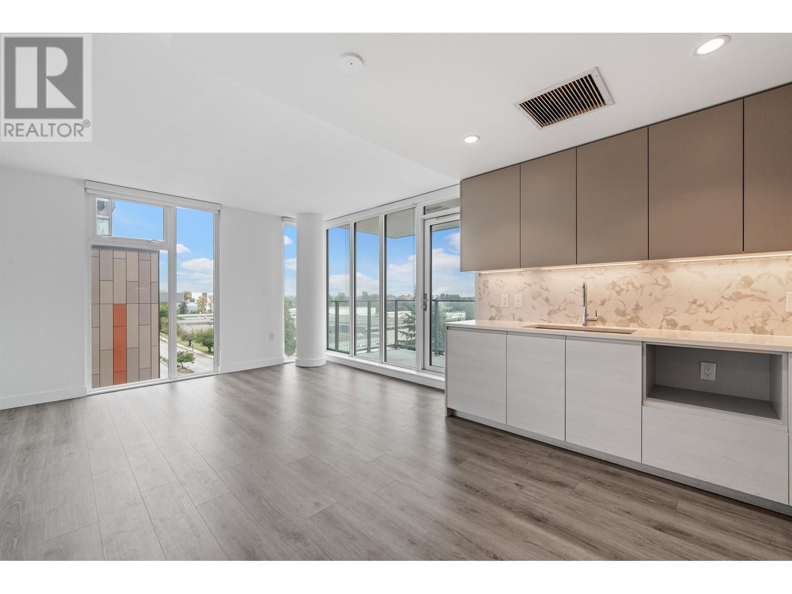 602 8188 Fraser Street, Vancouver, British Columbia  V6K 2G2 - Photo 8 - R2970571