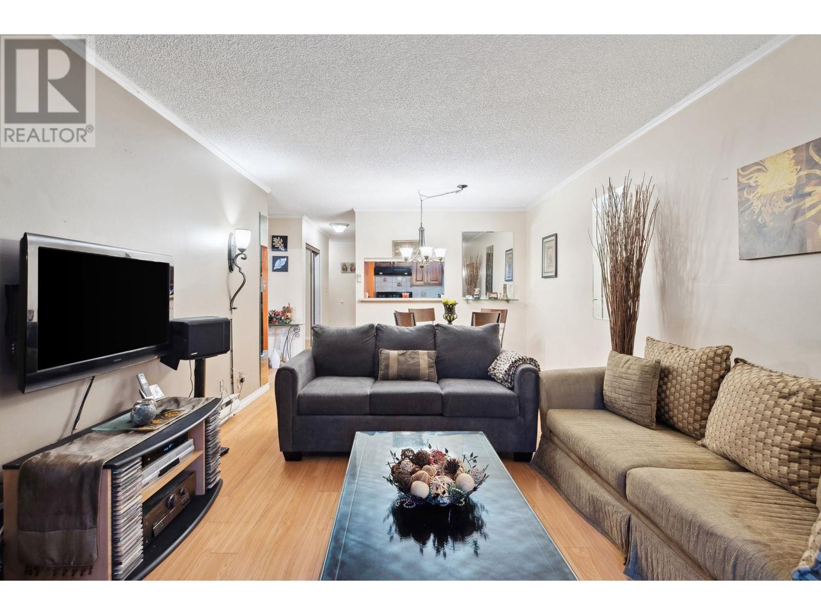 Listing Picture 11 of 25 : 217 8291 PARK ROAD, Richmond / 烈治文 - 魯藝地產 Yvonne Lu Group - MLS Medallion Club Member