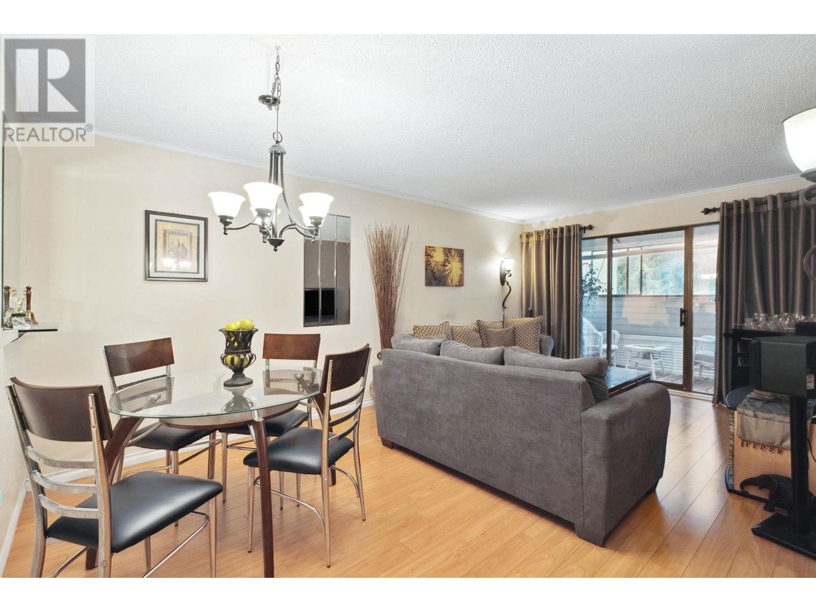 Listing Picture 13 of 25 : 217 8291 PARK ROAD, Richmond / 烈治文 - 魯藝地產 Yvonne Lu Group - MLS Medallion Club Member