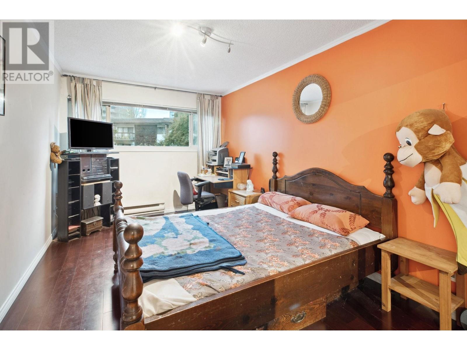 Listing Picture 18 of 25 : 217 8291 PARK ROAD, Richmond / 烈治文 - 魯藝地產 Yvonne Lu Group - MLS Medallion Club Member