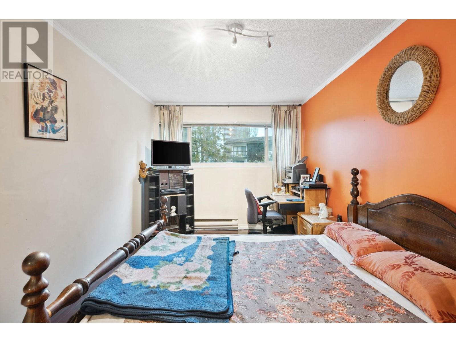 Listing Picture 19 of 25 : 217 8291 PARK ROAD, Richmond / 烈治文 - 魯藝地產 Yvonne Lu Group - MLS Medallion Club Member