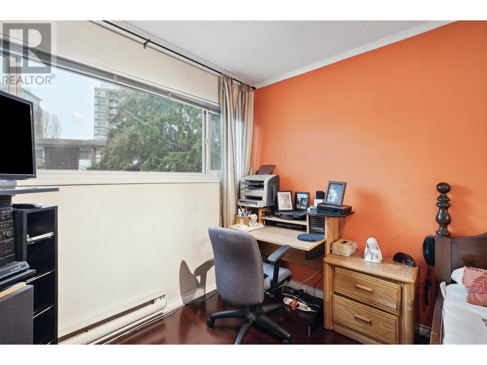 Listing Picture 21 of 25 : 217 8291 PARK ROAD, Richmond / 烈治文 - 魯藝地產 Yvonne Lu Group - MLS Medallion Club Member