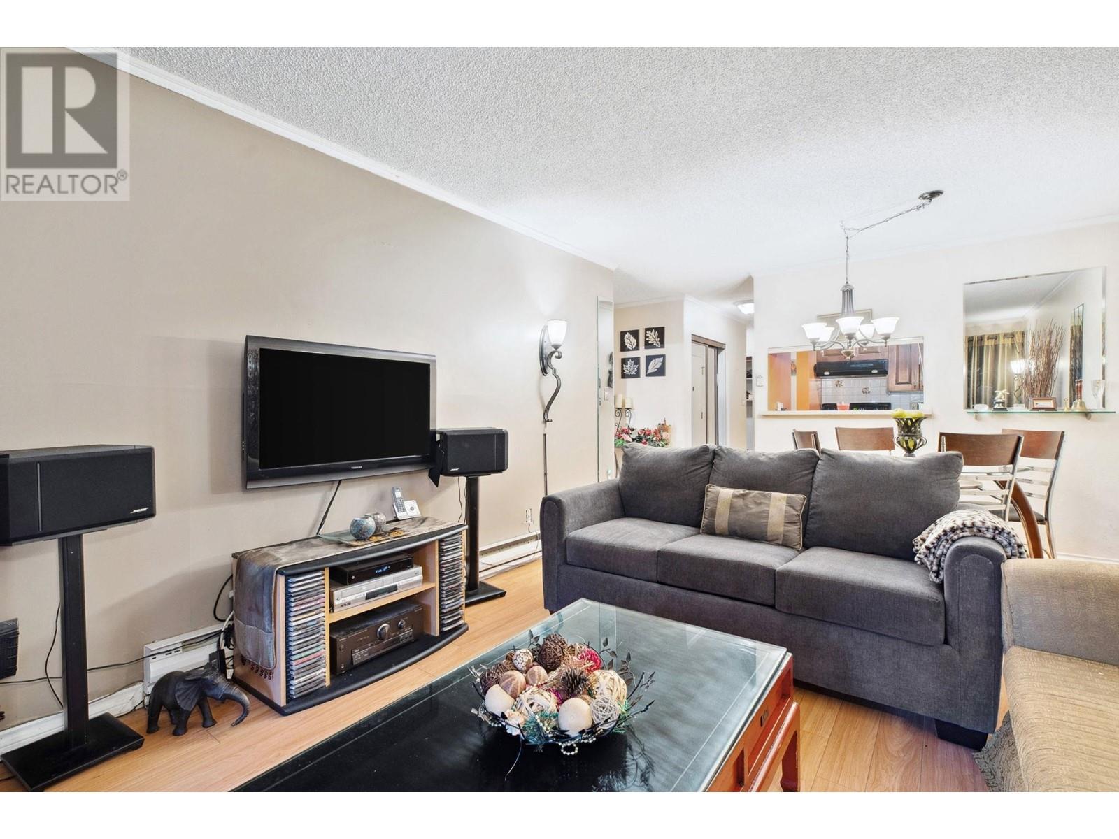 Listing Picture 9 of 25 : 217 8291 PARK ROAD, Richmond / 烈治文 - 魯藝地產 Yvonne Lu Group - MLS Medallion Club Member