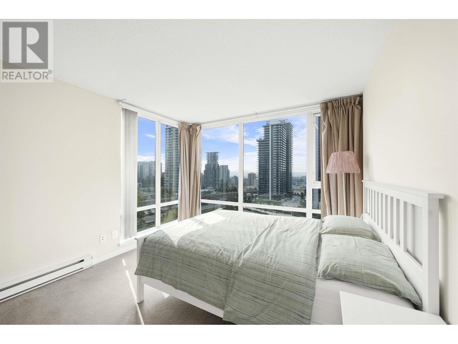 Listing Picture 14 of 35 : 1108 9888 CAMERON STREET, Burnaby / 本拿比 - 魯藝地產 Yvonne Lu Group - MLS Medallion Club Member