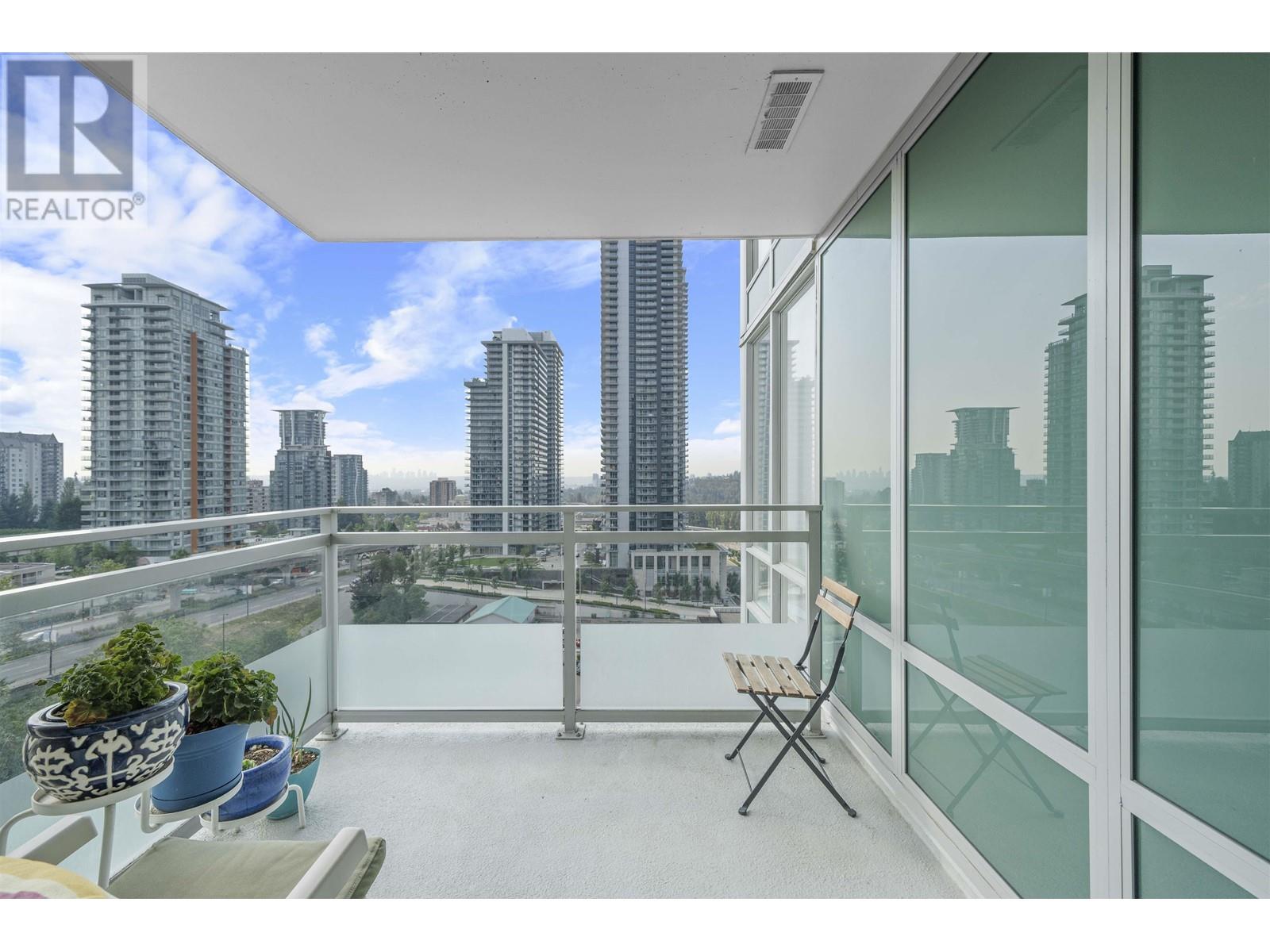 Listing Picture 25 of 35 : 1108 9888 CAMERON STREET, Burnaby / 本拿比 - 魯藝地產 Yvonne Lu Group - MLS Medallion Club Member