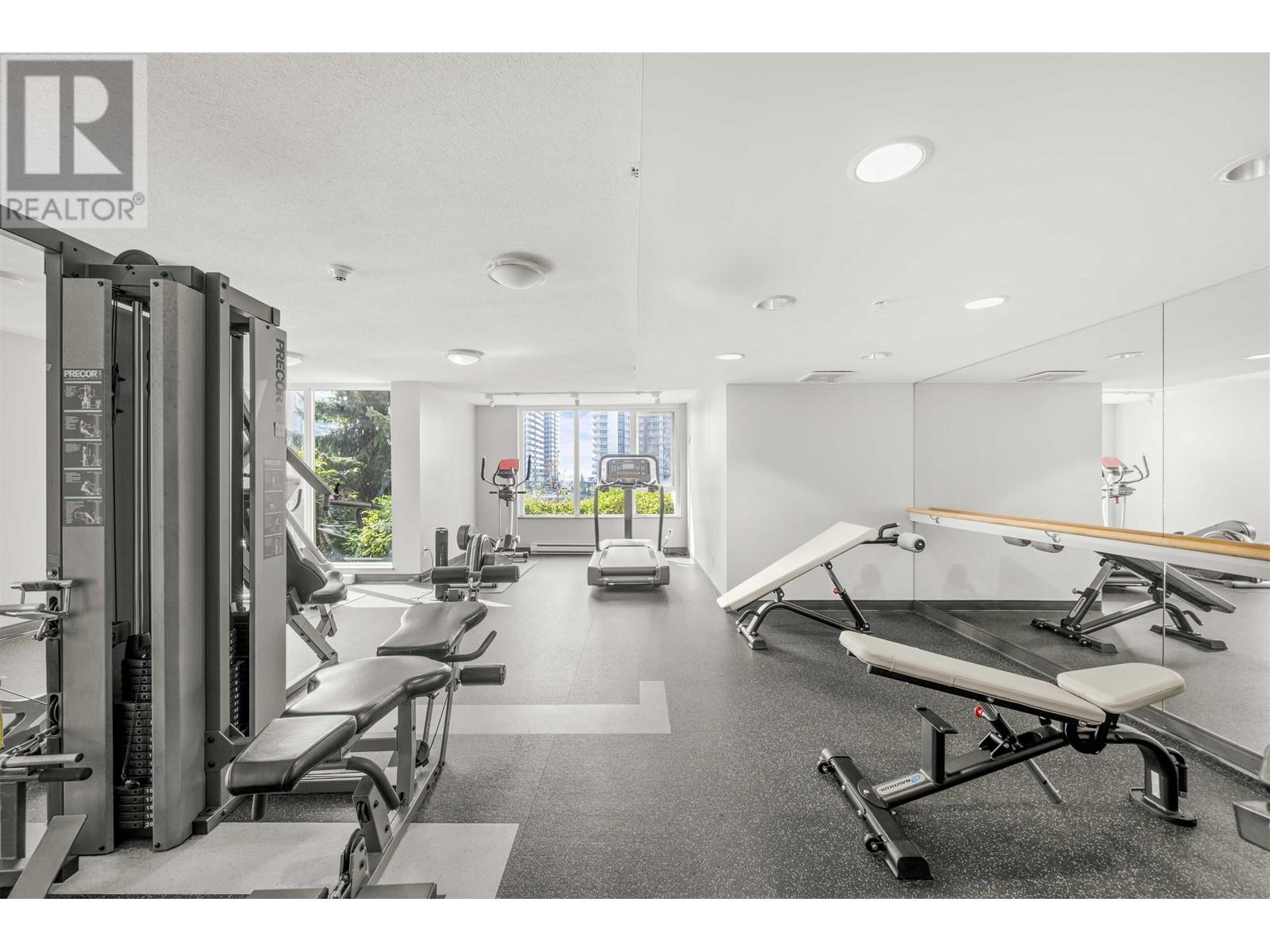 Listing Picture 27 of 35 : 1108 9888 CAMERON STREET, Burnaby / 本拿比 - 魯藝地產 Yvonne Lu Group - MLS Medallion Club Member