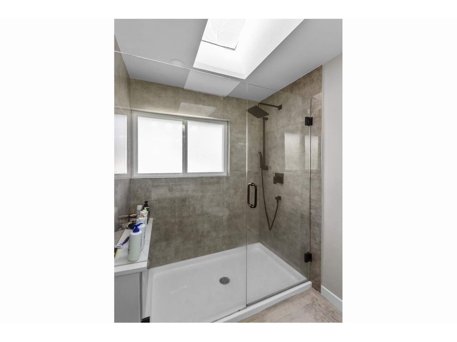 8448 150a Street, Surrey, British Columbia  V3S 8J7 - Photo 14 - R2966876