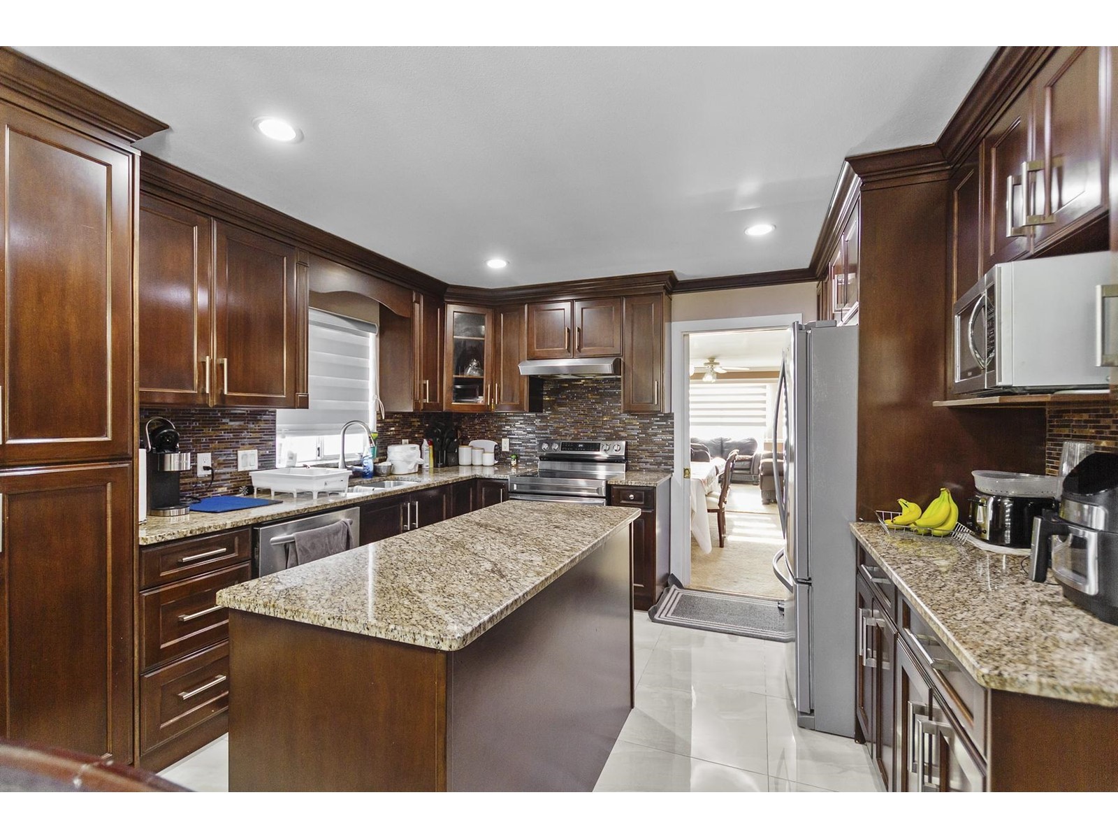 8448 150a Street, Surrey, British Columbia  V3S 8J7 - Photo 8 - R2966876