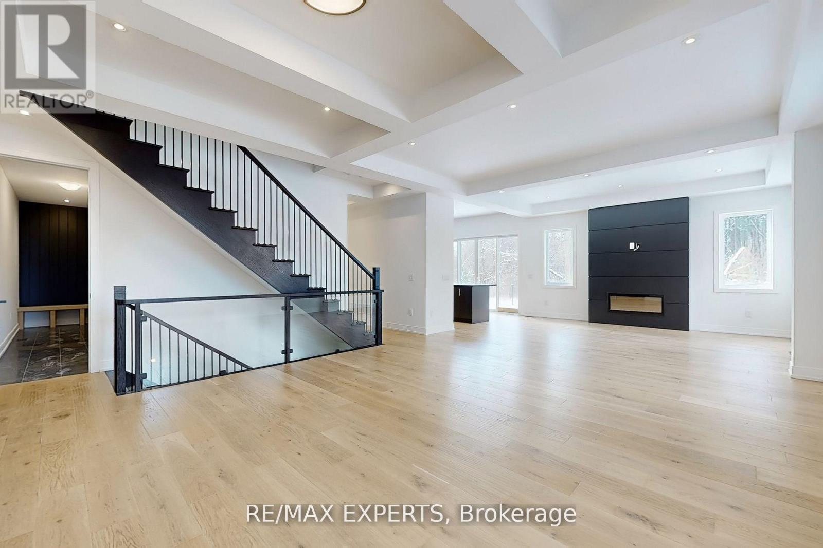Property at 26 NIGHT SKY COURT image 3