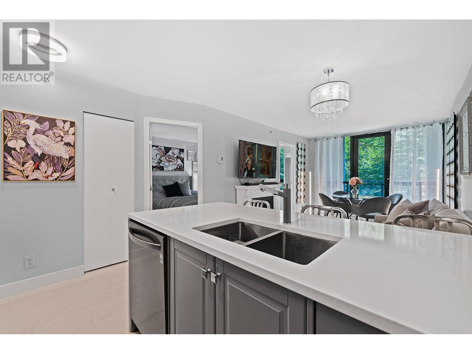 410 909 Mainland Street, Vancouver, British Columbia  V6B 1S3 - Photo 2 - R2970300