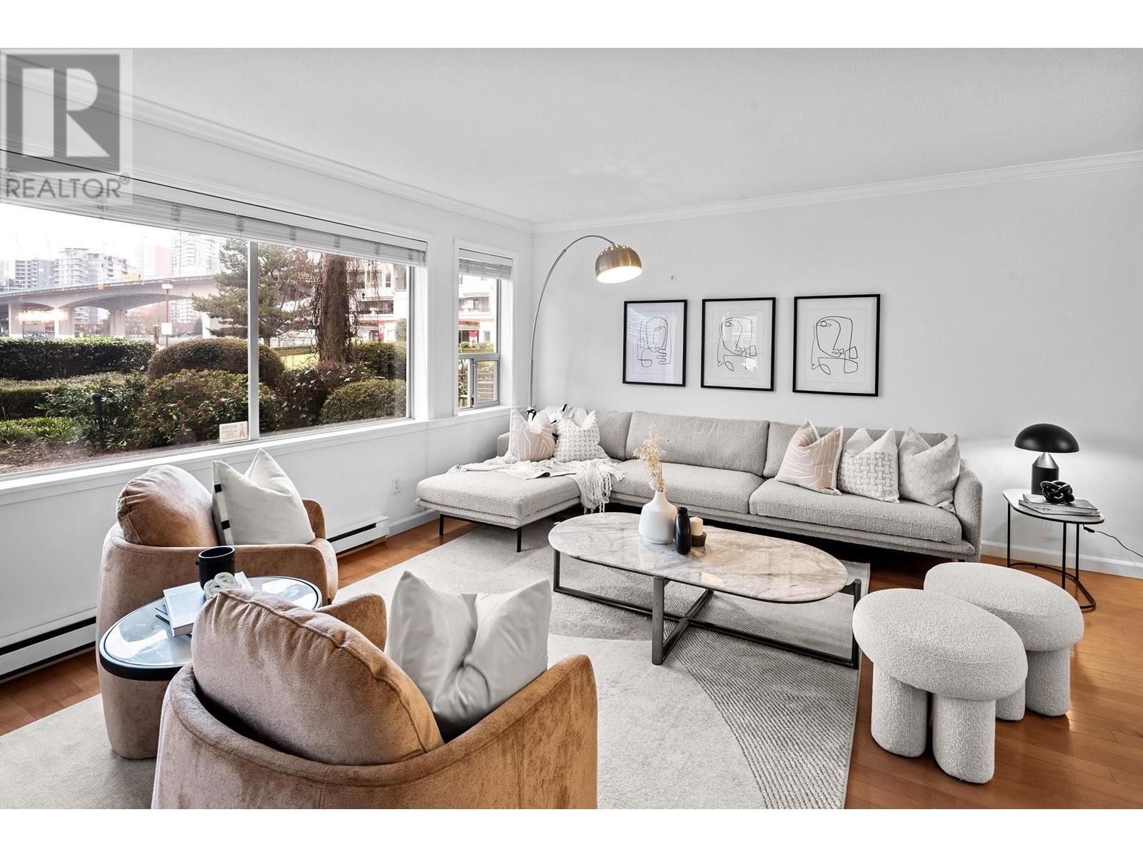 Listing Picture 11 of 40 : 111 1859 SPYGLASS PLACE, Vancouver / 溫哥華 - 魯藝地產 Yvonne Lu Group - MLS Medallion Club Member