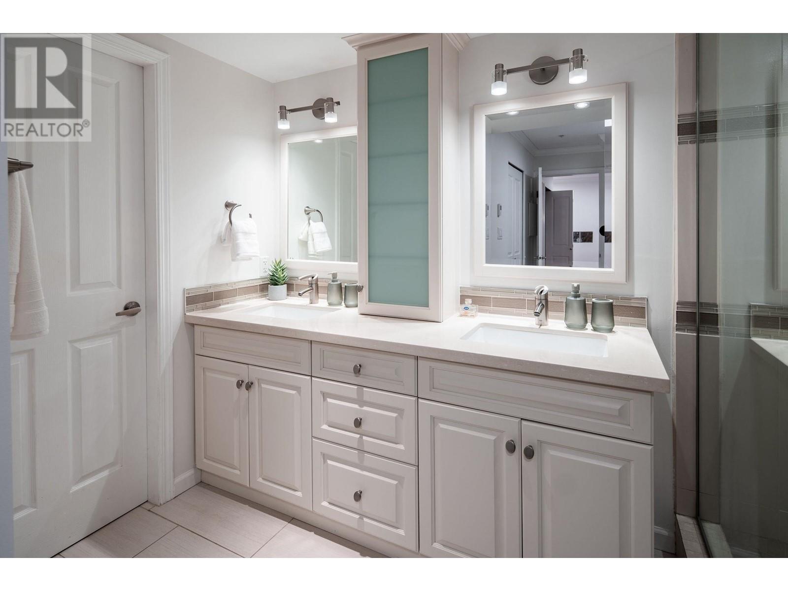 Listing Picture 21 of 40 : 111 1859 SPYGLASS PLACE, Vancouver / 溫哥華 - 魯藝地產 Yvonne Lu Group - MLS Medallion Club Member