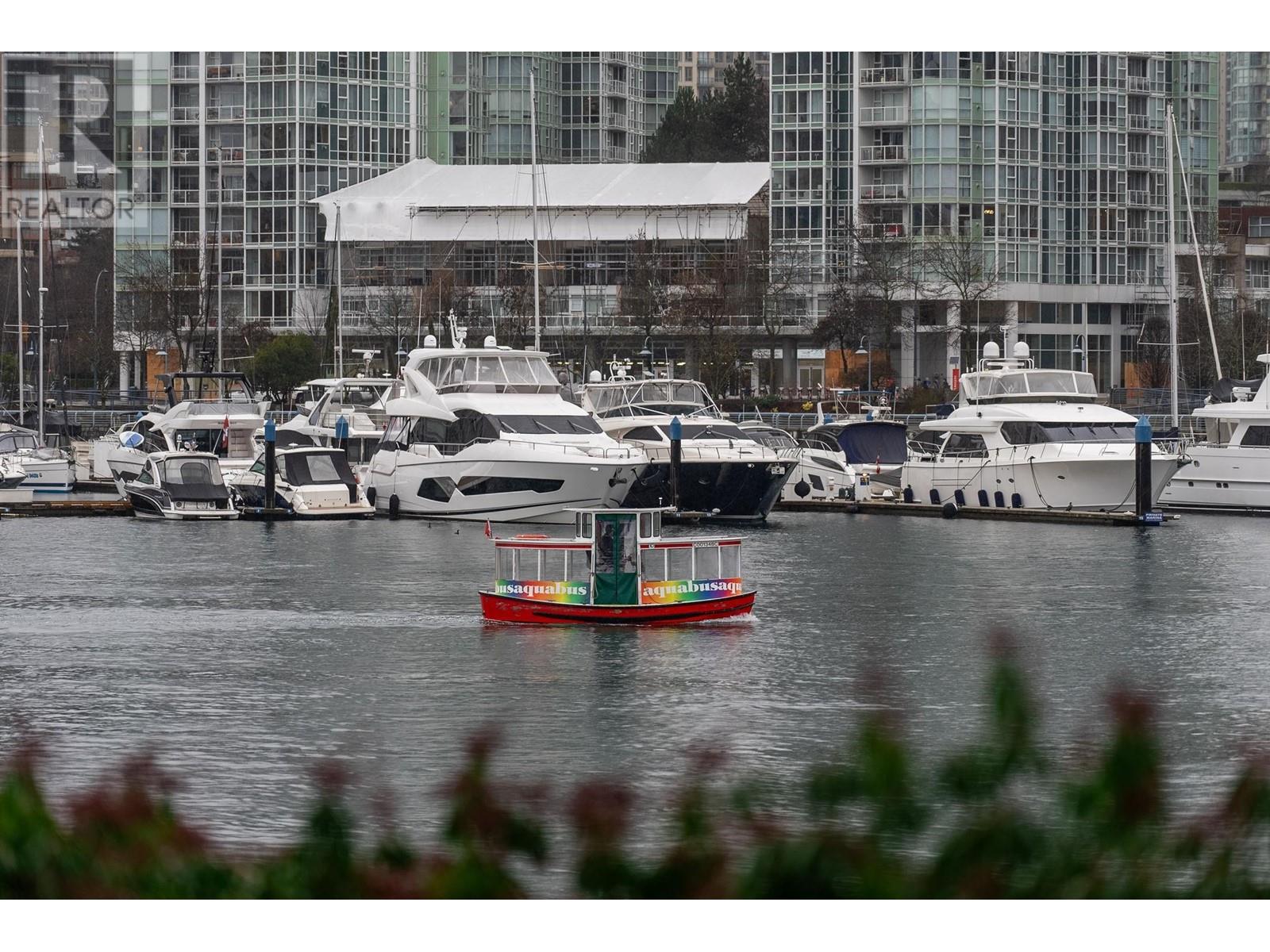 Listing Picture 34 of 40 : 111 1859 SPYGLASS PLACE, Vancouver / 溫哥華 - 魯藝地產 Yvonne Lu Group - MLS Medallion Club Member