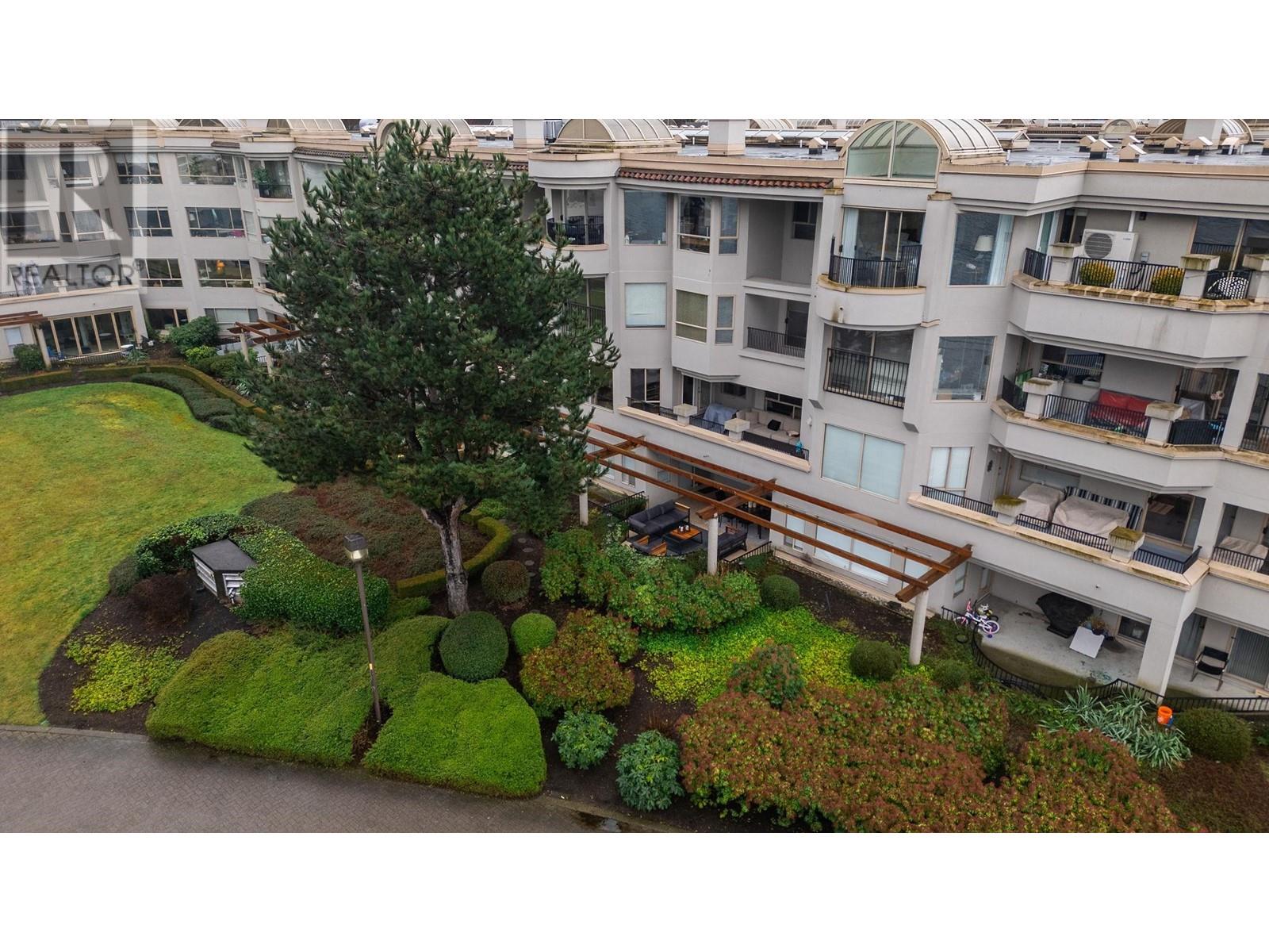 Listing Picture 5 of 40 : 111 1859 SPYGLASS PLACE, Vancouver / 溫哥華 - 魯藝地產 Yvonne Lu Group - MLS Medallion Club Member