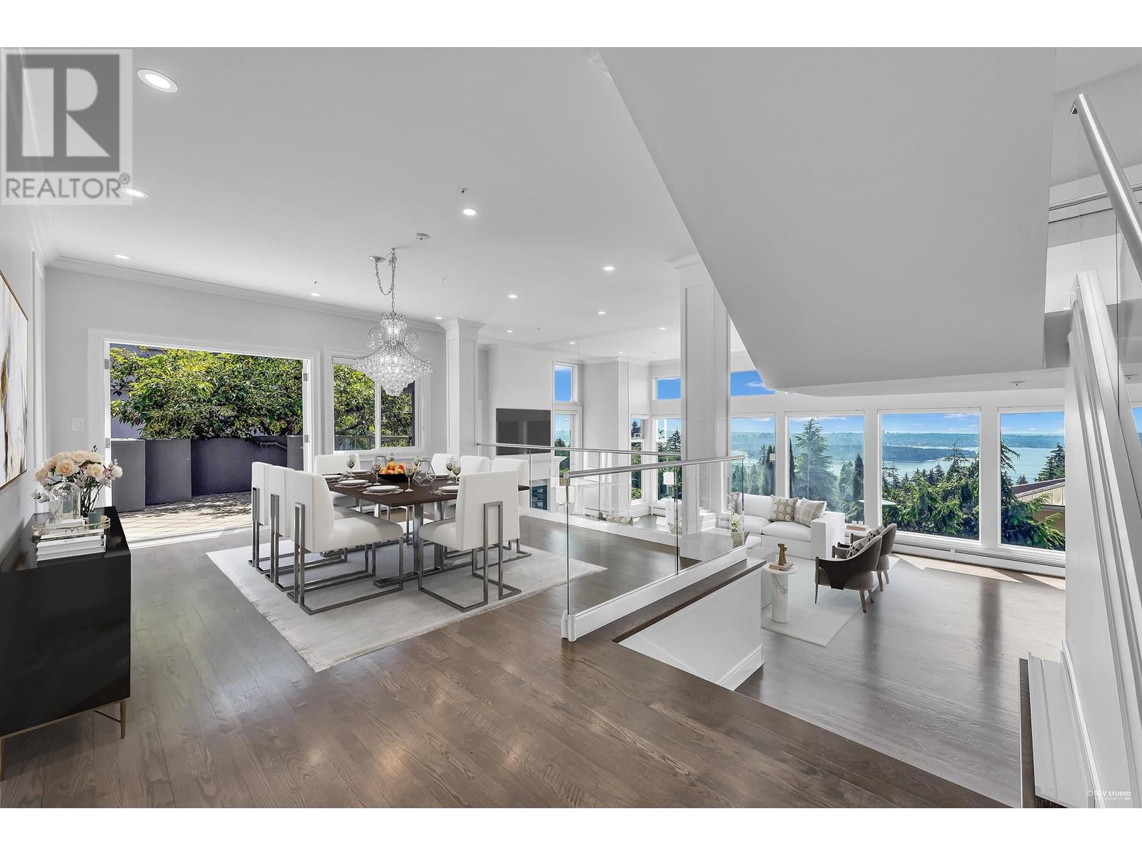 2611 WESTHILL WAY, West Vancouver, British Columbia