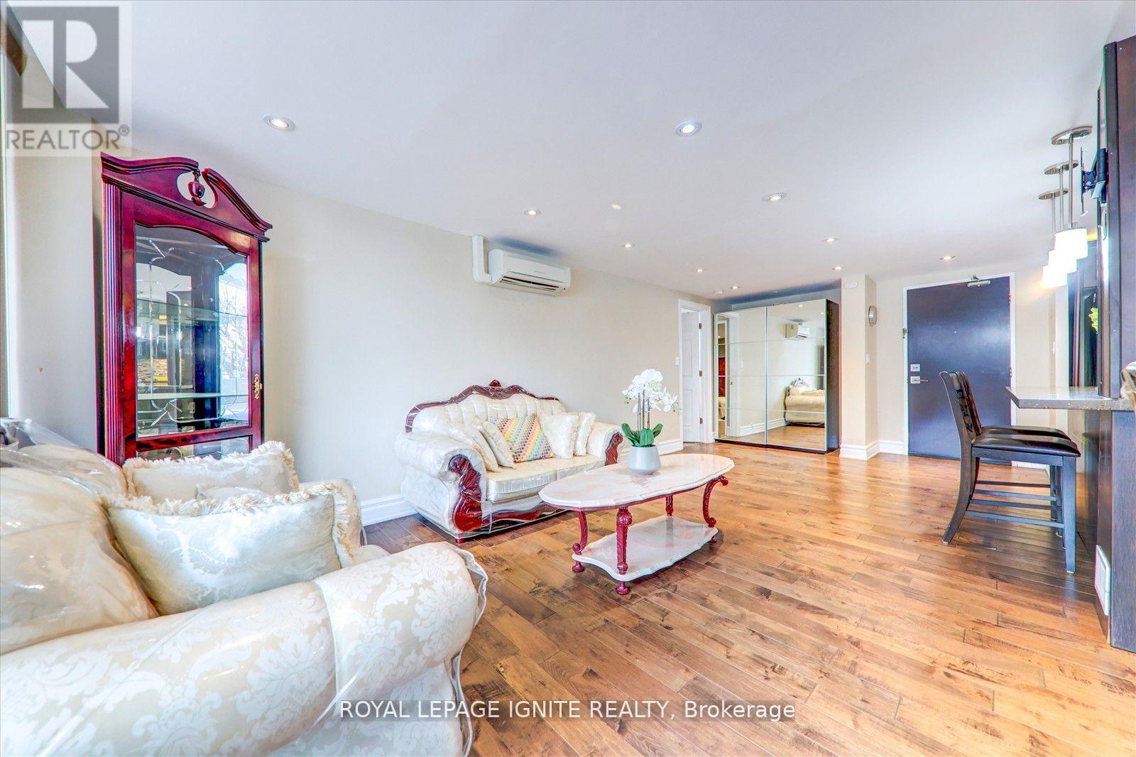 Property at 103 - 2 GLAMORGAN AVENUE image 5
