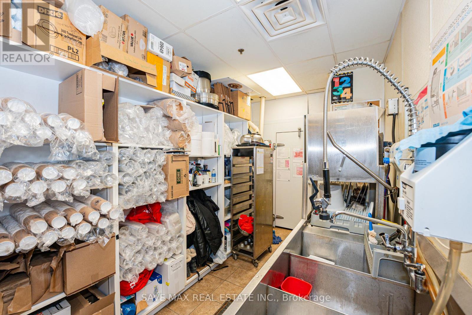 101 - 515 Lakeshore Road E, Mississauga, Ontario  L5G 1H9 - Photo 15 - W11988217