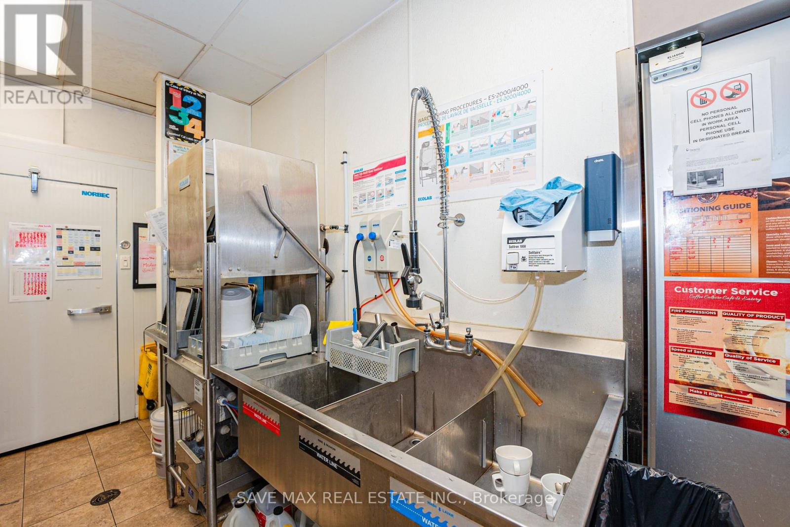 101 - 515 Lakeshore Road E, Mississauga, Ontario  L5G 1H9 - Photo 19 - W11988217