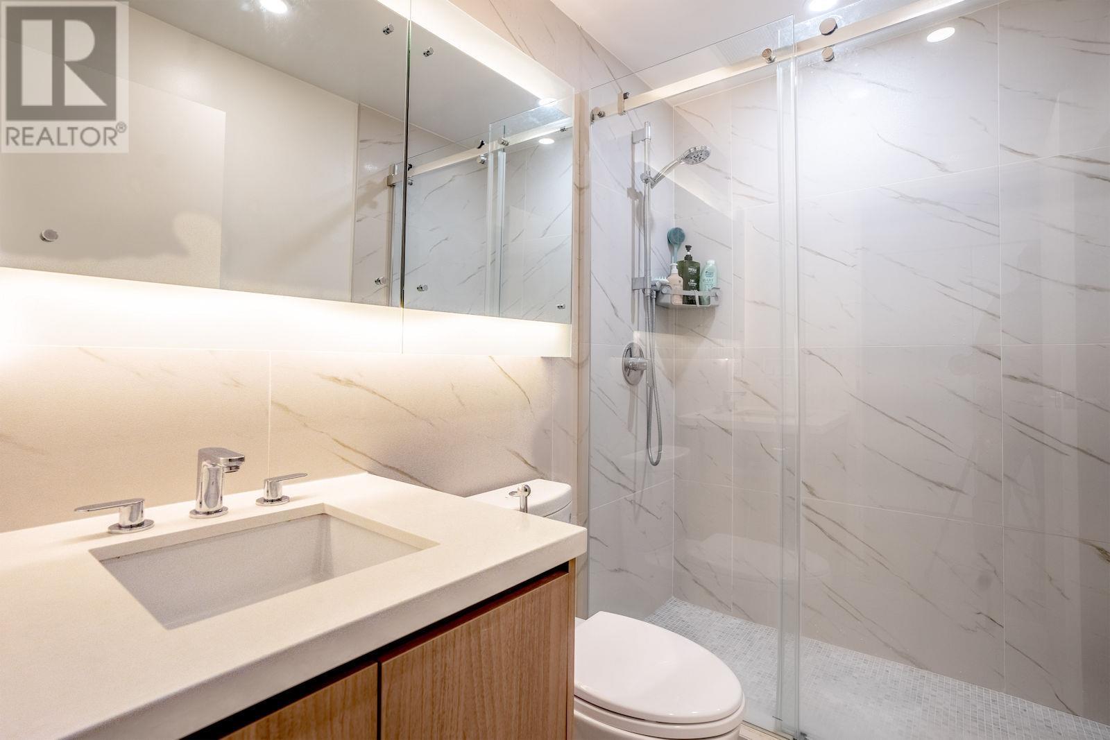 Listing Picture 16 of 40 : 3207 6588 NELSON AVENUE, Burnaby / 本拿比 - 魯藝地產 Yvonne Lu Group - MLS Medallion Club Member