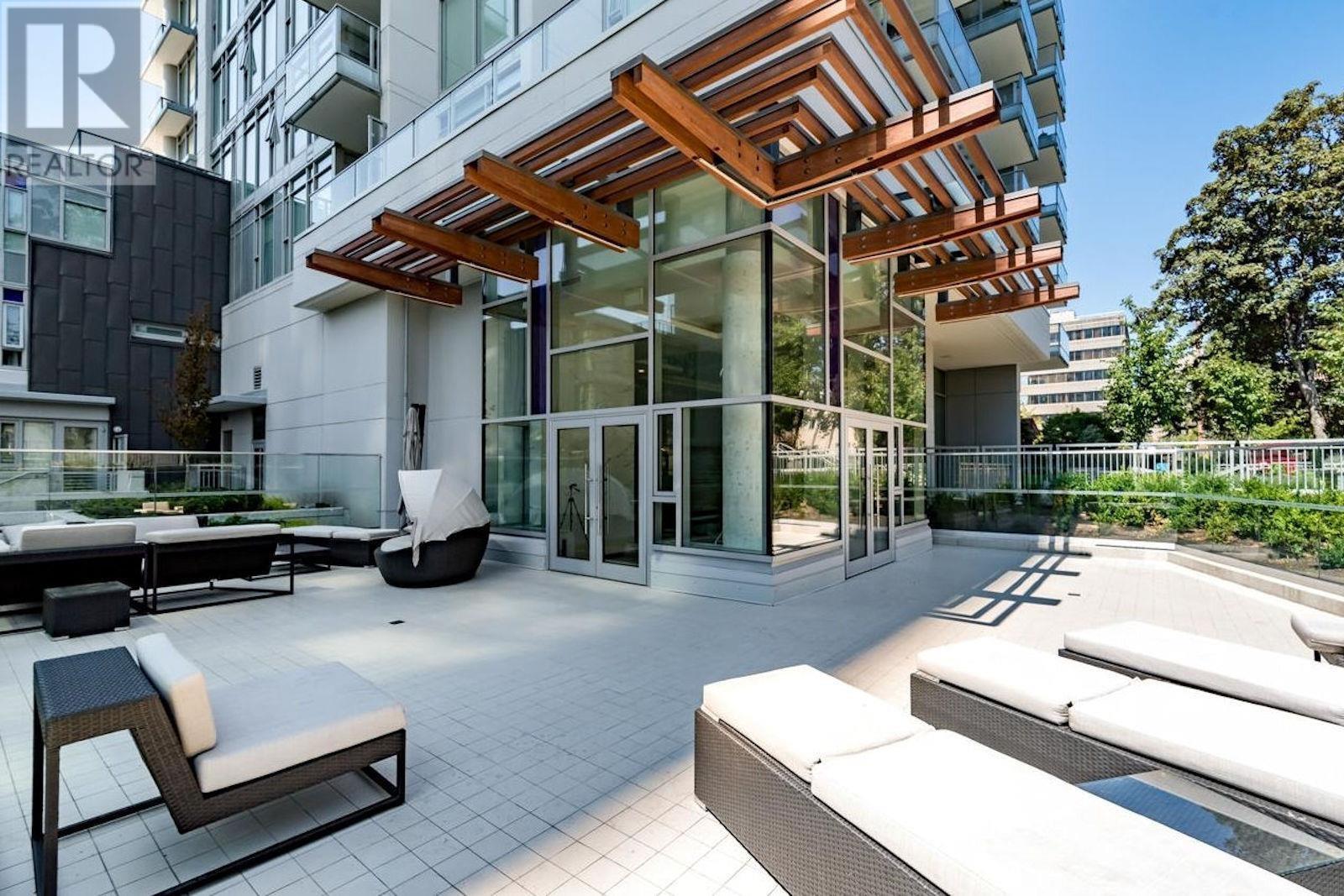 Listing Picture 21 of 40 : 3207 6588 NELSON AVENUE, Burnaby / 本拿比 - 魯藝地產 Yvonne Lu Group - MLS Medallion Club Member