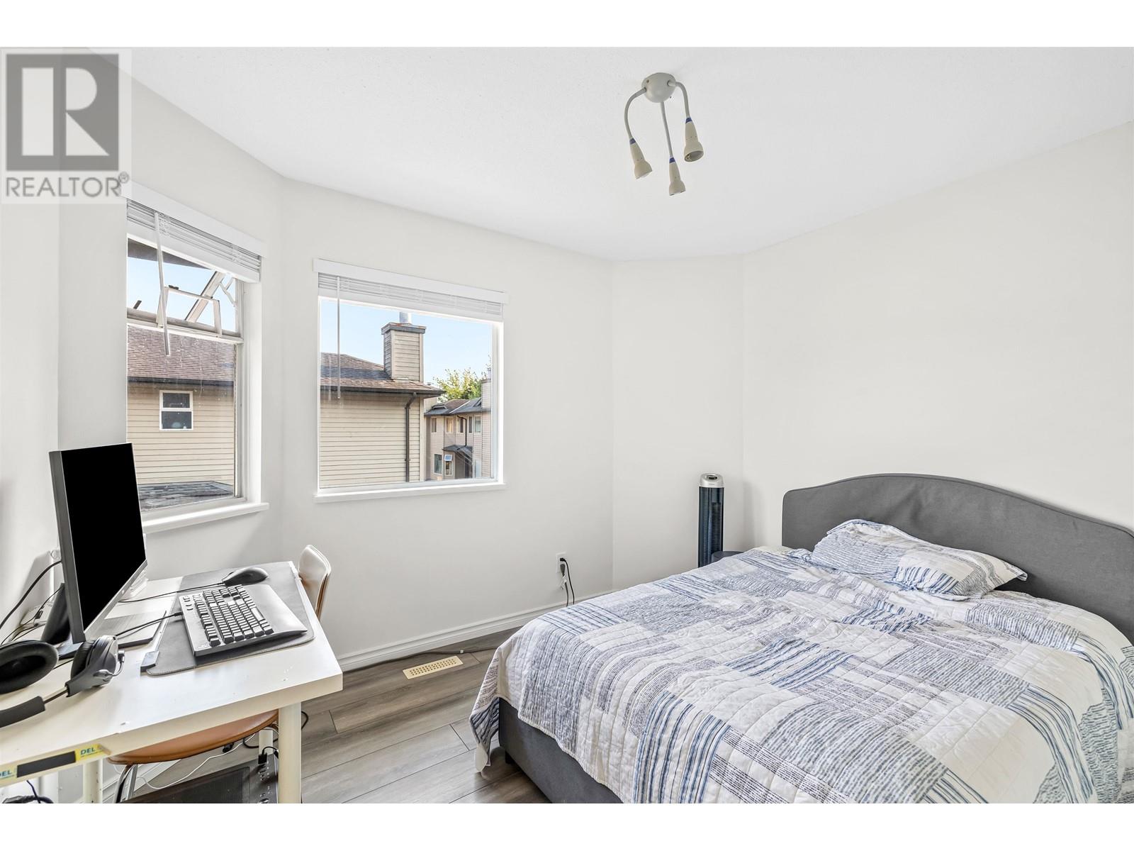 Listing Picture 6 of 19 : 11 8751 BENNETT ROAD, Richmond / 烈治文 - 魯藝地產 Yvonne Lu Group - MLS Medallion Club Member