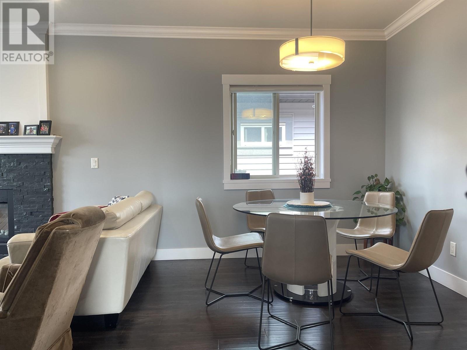 7348 11th Avenue, Burnaby, British Columbia  V3N 2N1 - Photo 12 - R2962199