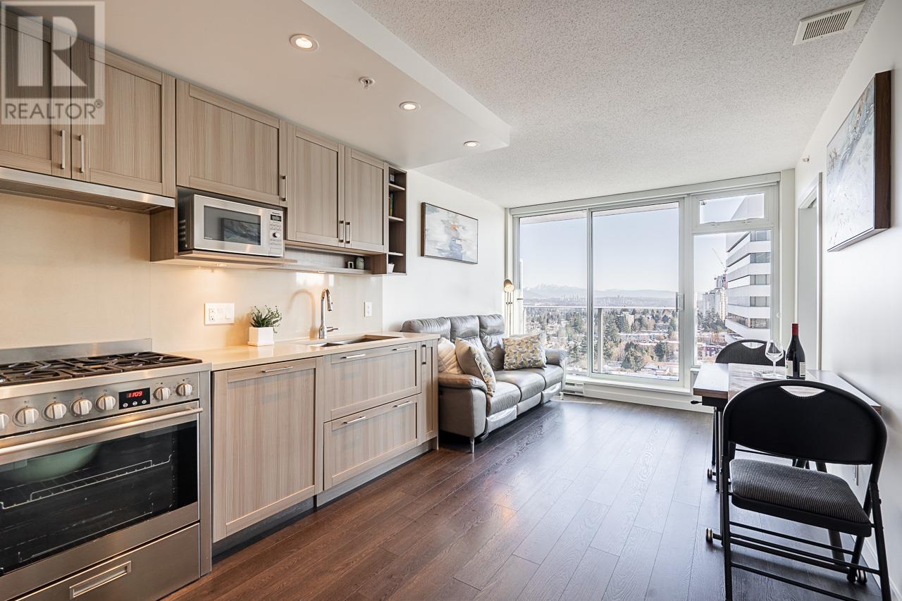 2806 5665 Boundary Road, Vancouver, British Columbia  V5R 0E4 - Photo 2 - R2966856