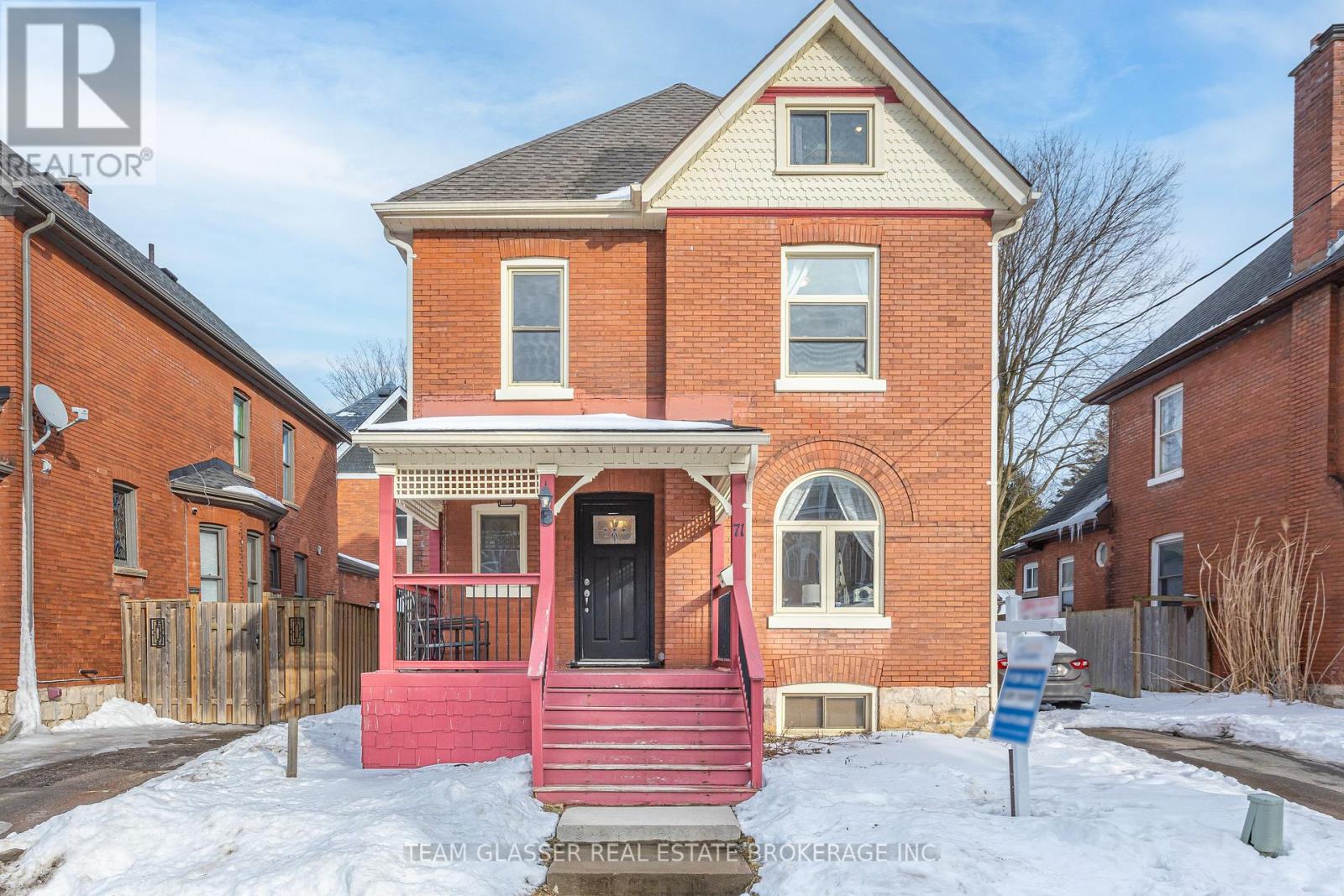 71 Southwick Street