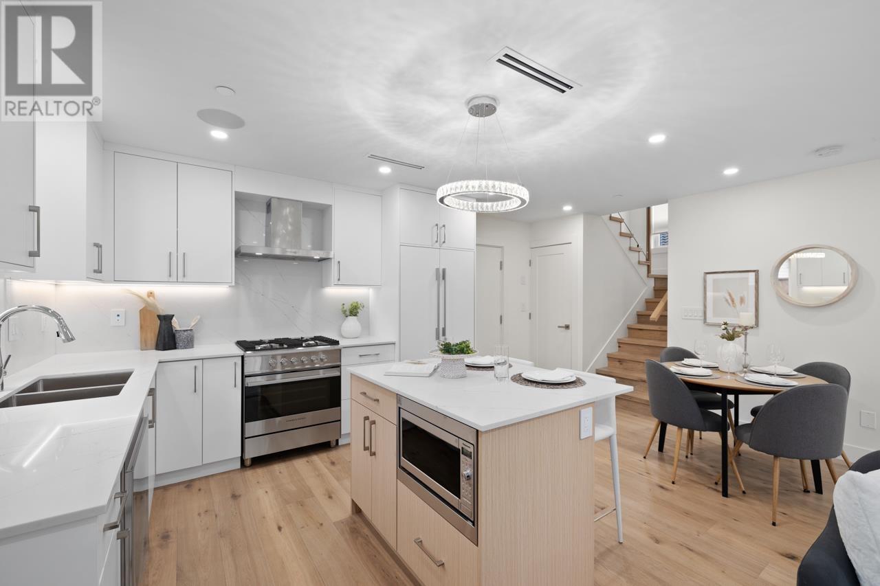 Listing Picture 11 of 33 : 1127 E 15TH AVENUE, Vancouver / 溫哥華 - 魯藝地產 Yvonne Lu Group - MLS Medallion Club Member