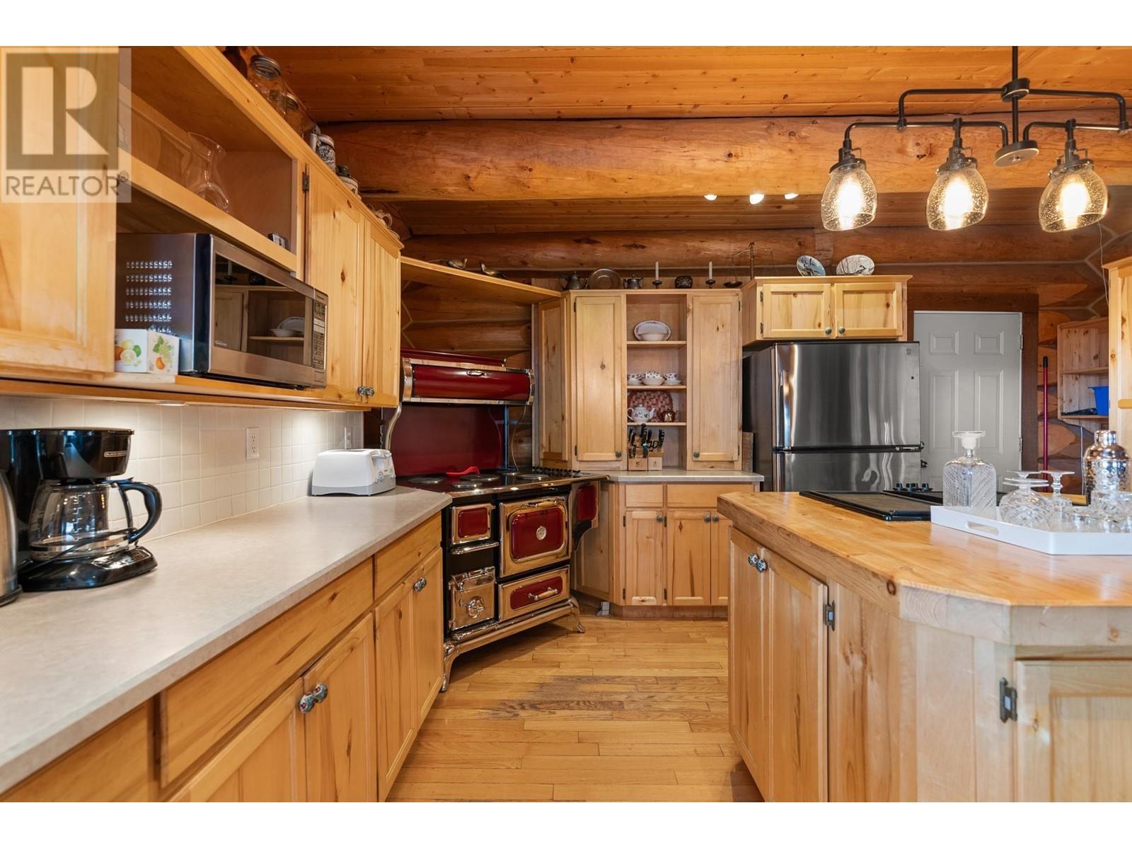 3460 Meadow Lake Road, Clinton, British Columbia  V0K 1K0 - Photo 9 - 10336627