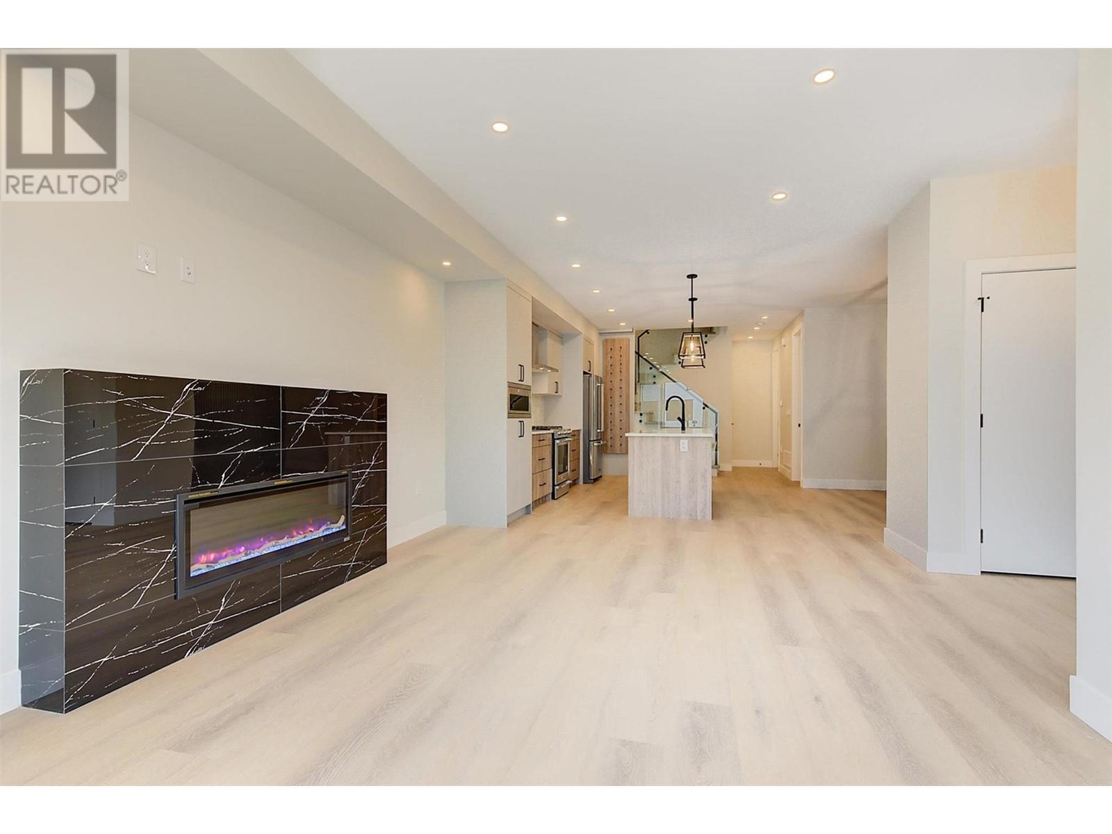 Property at 839 Lawson Avenue Unit# 4 image 1