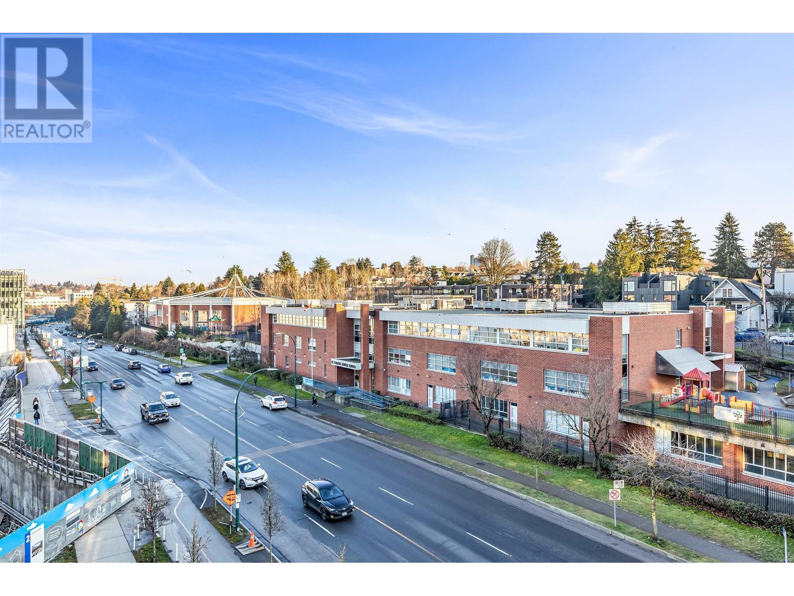 Listing Picture 11 of 22 : 607 417 GREAT NORTHERN WAY, Vancouver / 溫哥華 - 魯藝地產 Yvonne Lu Group - MLS Medallion Club Member