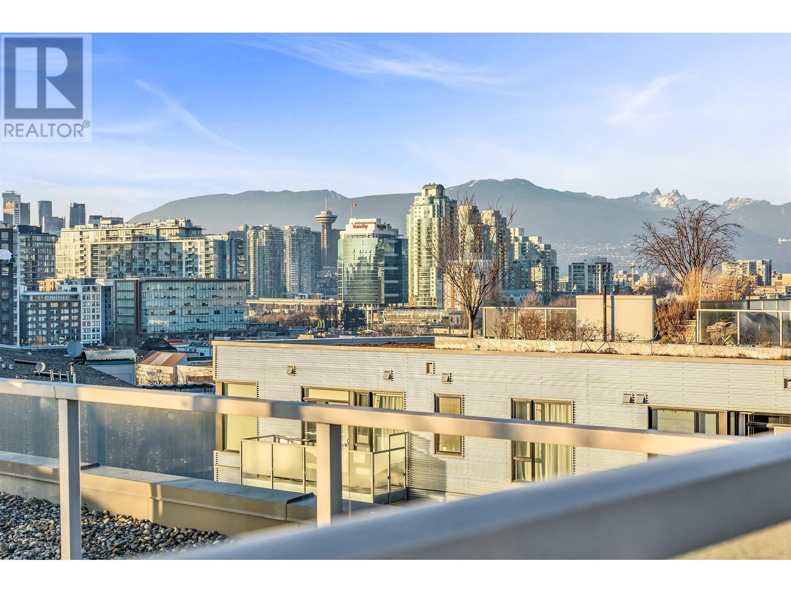 Listing Picture 15 of 22 : 607 417 GREAT NORTHERN WAY, Vancouver / 溫哥華 - 魯藝地產 Yvonne Lu Group - MLS Medallion Club Member