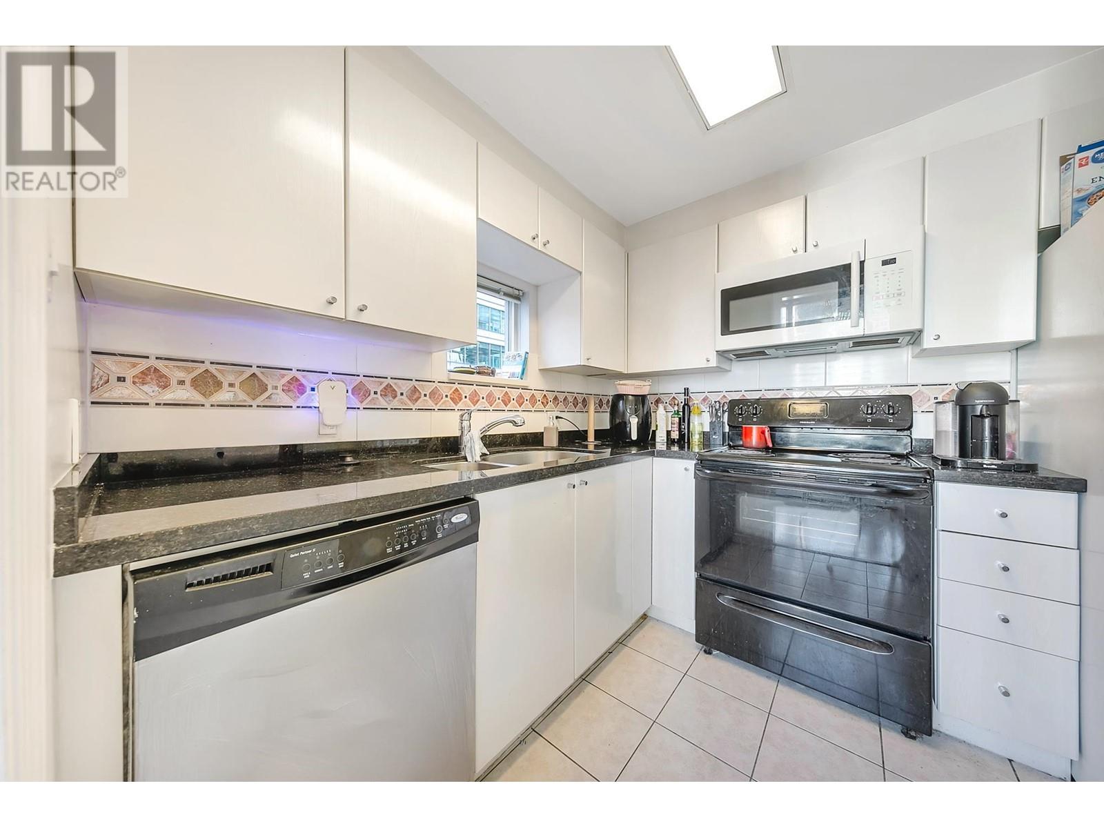 Listing Picture 13 of 40 : 1801 1166 MELVILLE STREET, Vancouver / 溫哥華 - 魯藝地產 Yvonne Lu Group - MLS Medallion Club Member