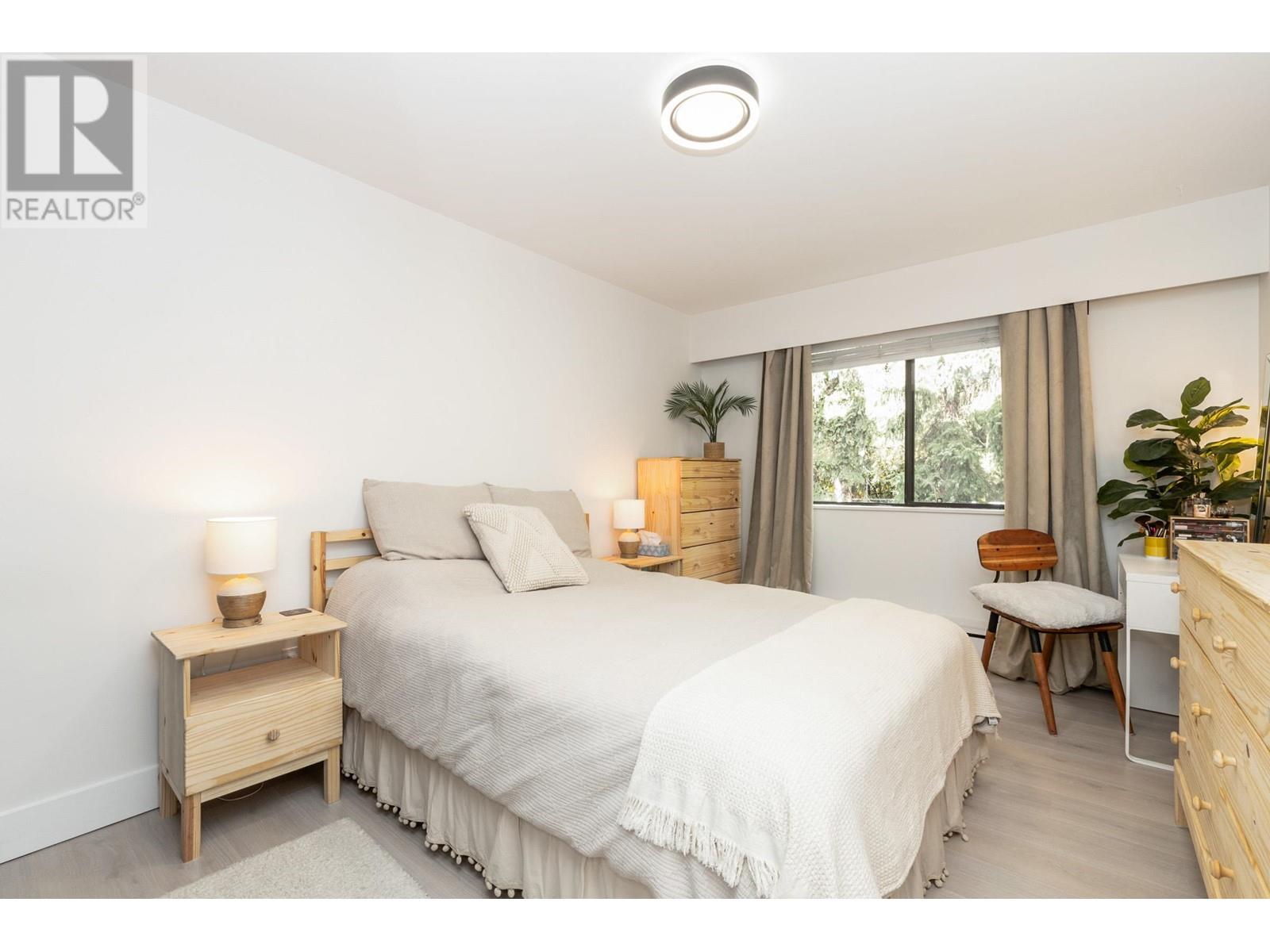 Listing Picture 10 of 21 : 226 9101 HORNE STREET, Burnaby / 本拿比 - 魯藝地產 Yvonne Lu Group - MLS Medallion Club Member