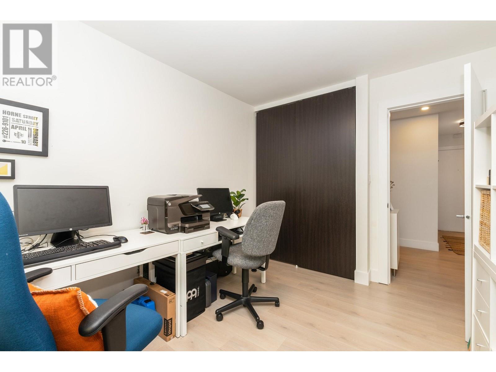 Listing Picture 13 of 21 : 226 9101 HORNE STREET, Burnaby / 本拿比 - 魯藝地產 Yvonne Lu Group - MLS Medallion Club Member